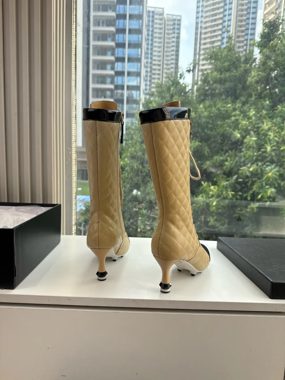 Women's Boots CHANEL 18069790