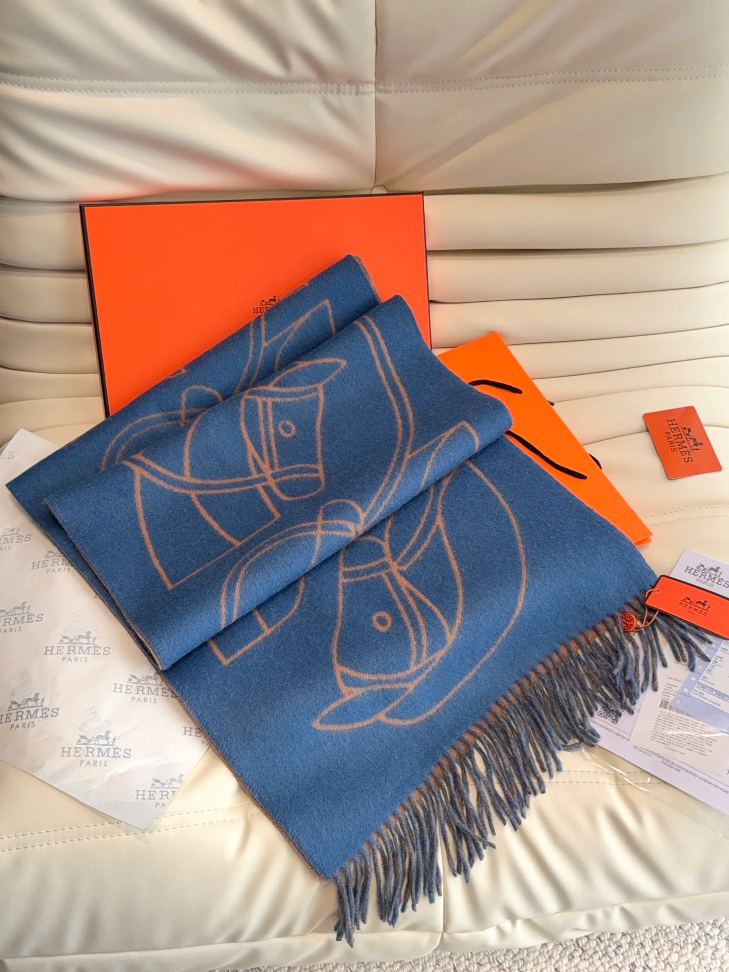 Scarves HERMES 18105403