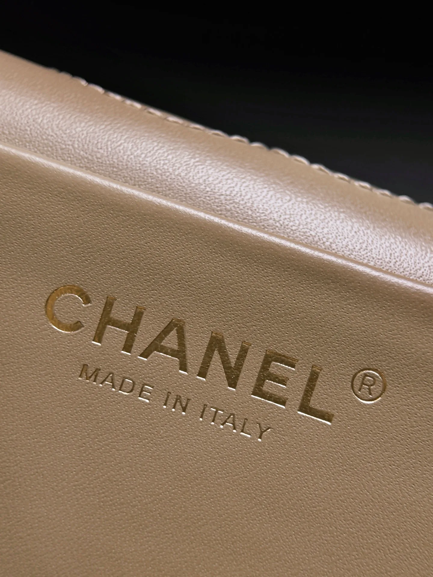 Women's Classic Handbags CHANEL 18147420