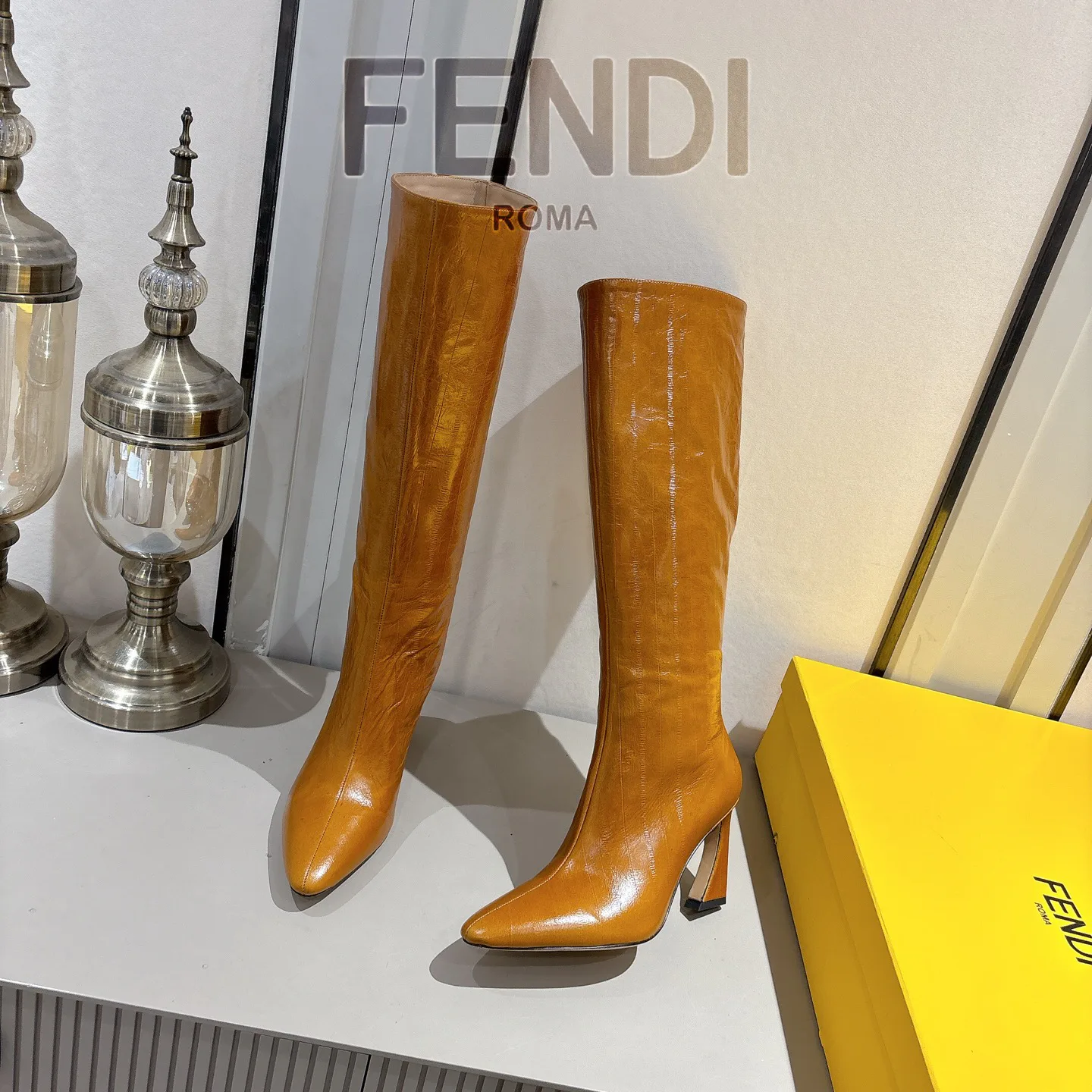 Women's Boots FENDI 18247877