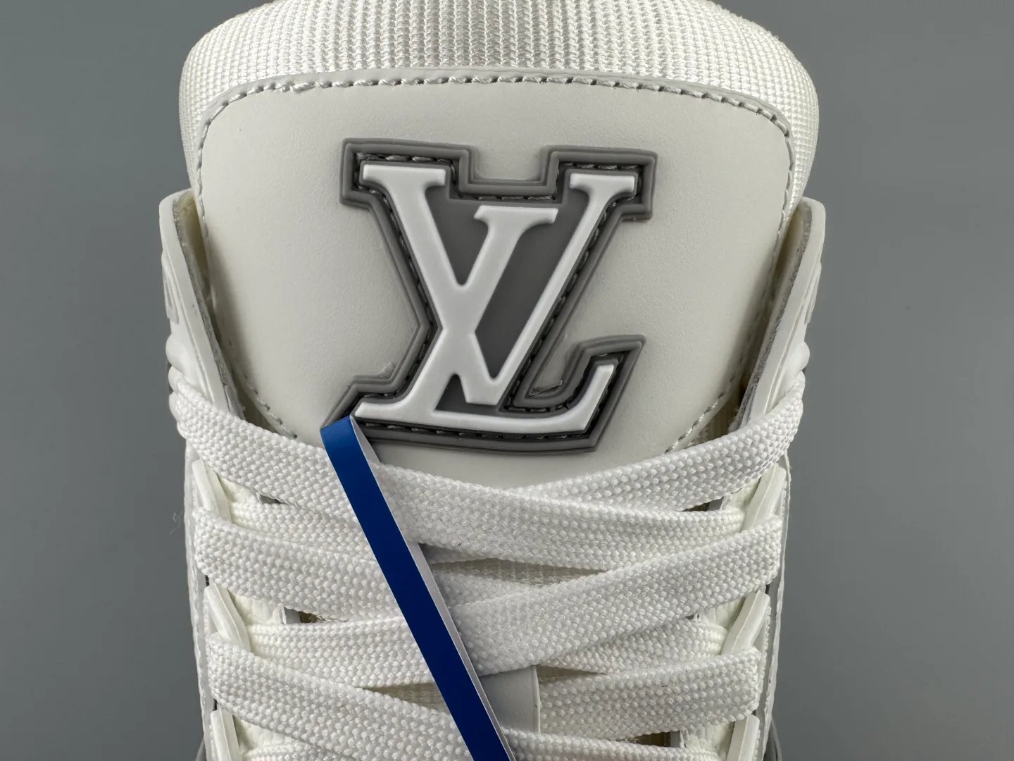 Men's Sneakers LOUIS VUITTON 17293061
