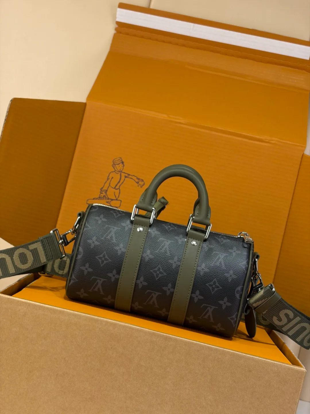 Women's Classic Handbags LOUIS VUITTON 18170495