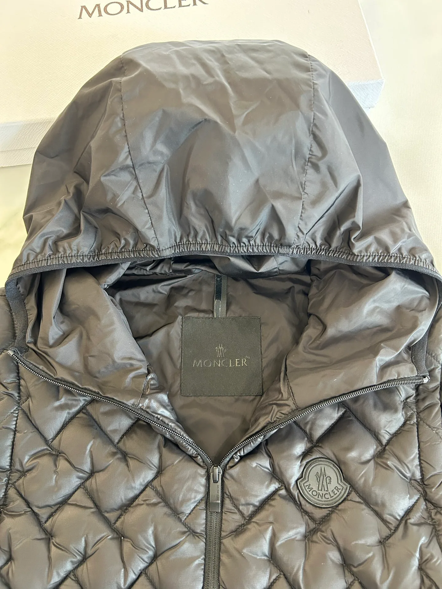 Men's Jackets And Down Jackets MONCLER 18231208