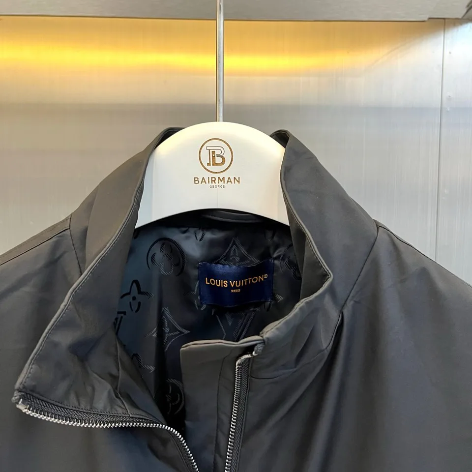 Men's Jackets And Down Jackets LOUIS VUITTON 18416744