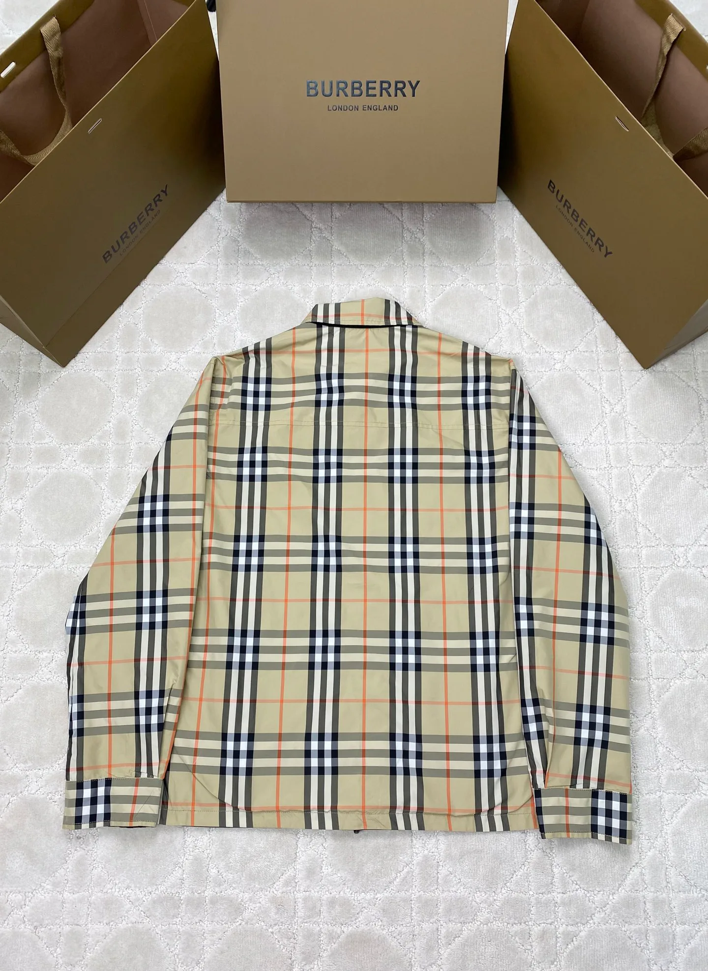 Men's Jackets And Down Jackets BURBERRY 18074125