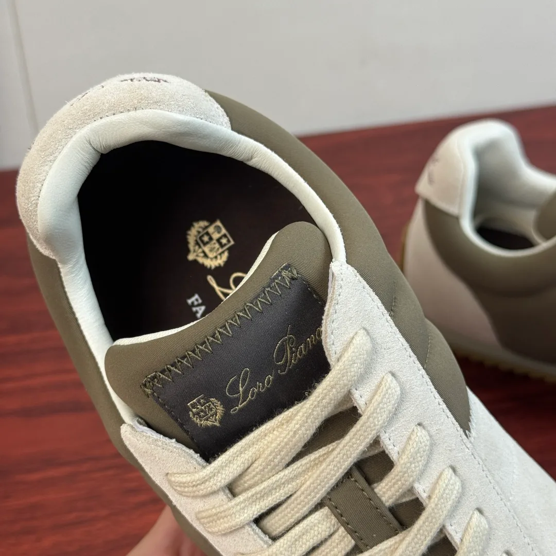 Women's Sneakers LORO PIANA 17636485