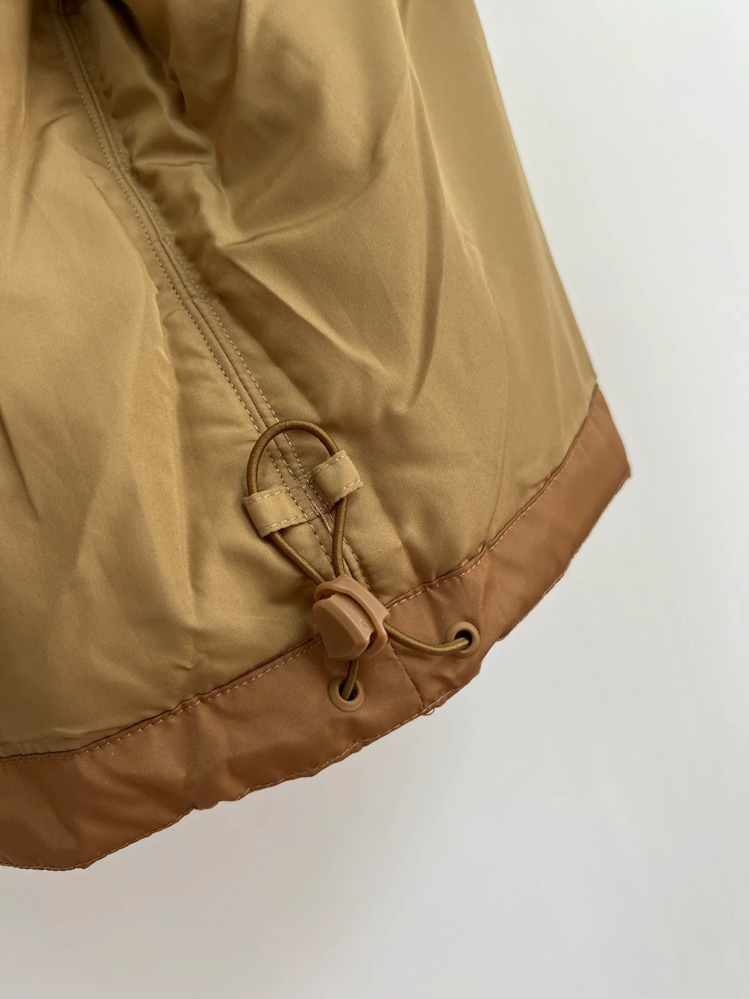Women's Jackets And Down Jackets BURBERRY 18415755