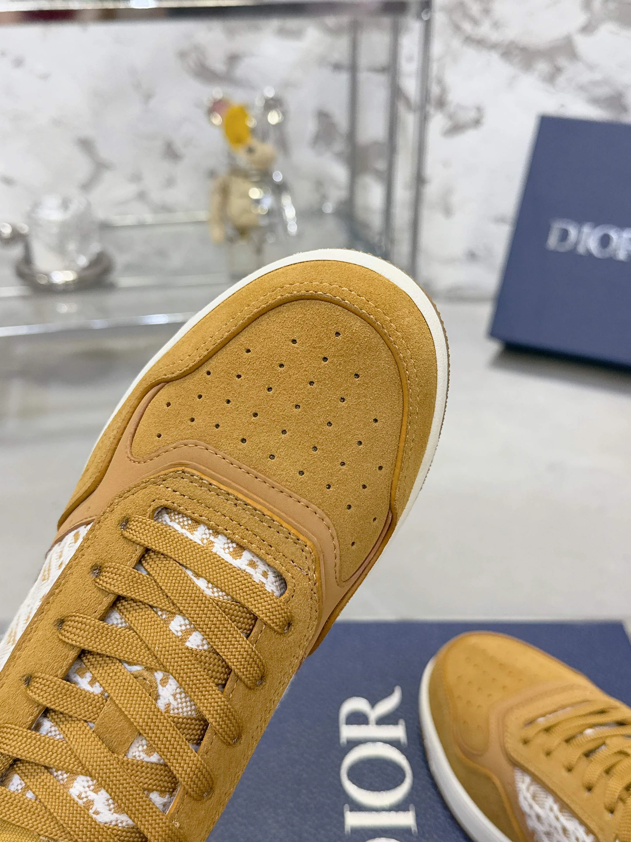 Women's Sneakers CHRISTIAN DIOR 17467502
