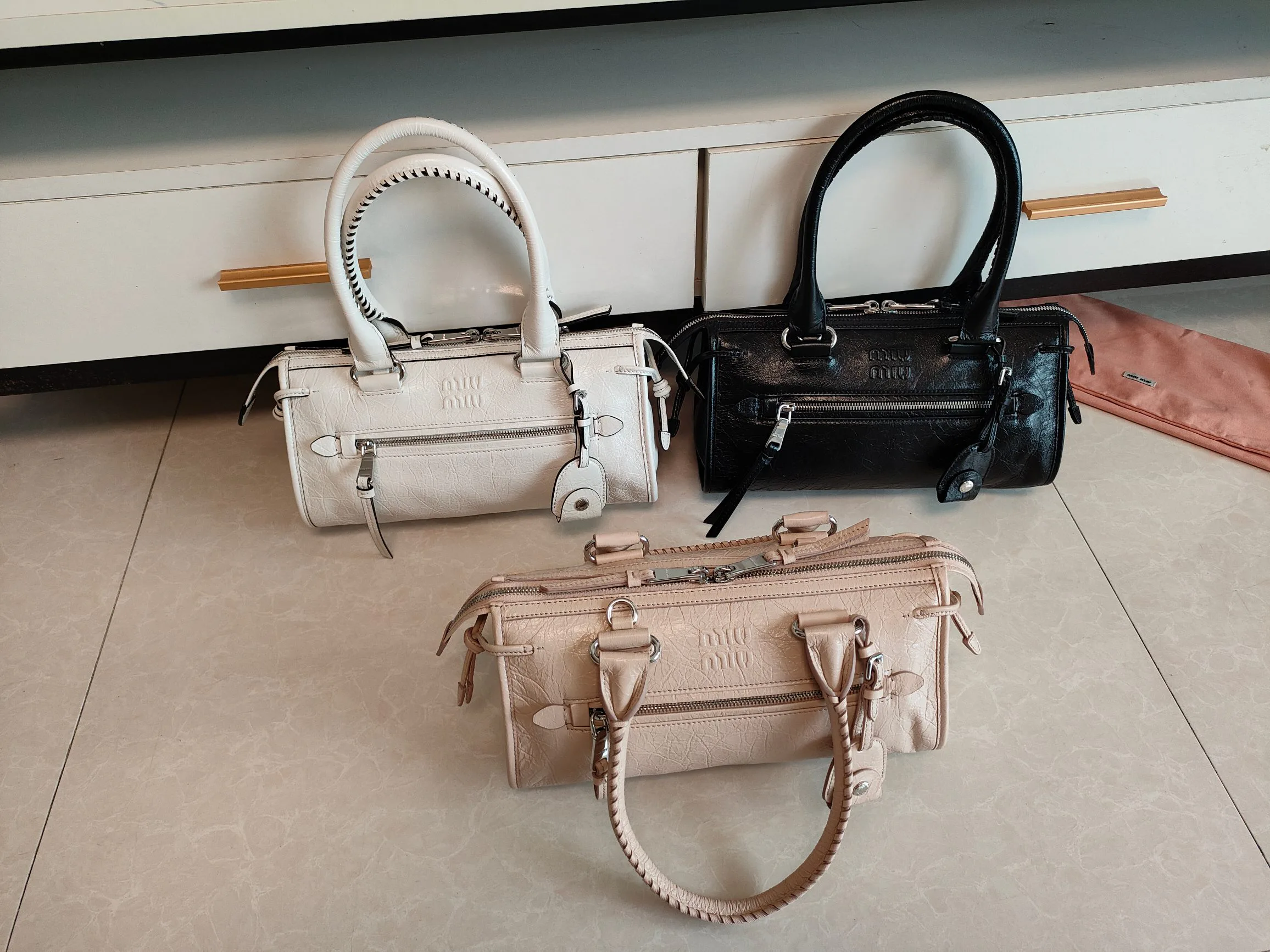 Women's Classic Handbags MIU MIU 17737673