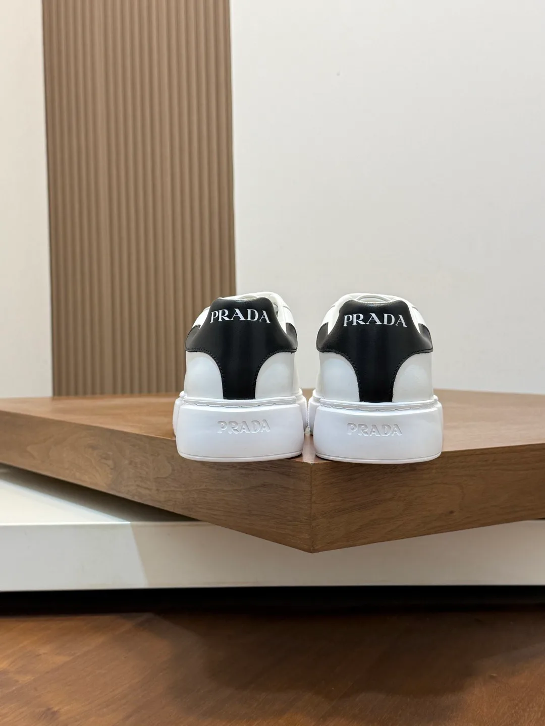 Men's Sneakers PRADA 17447606