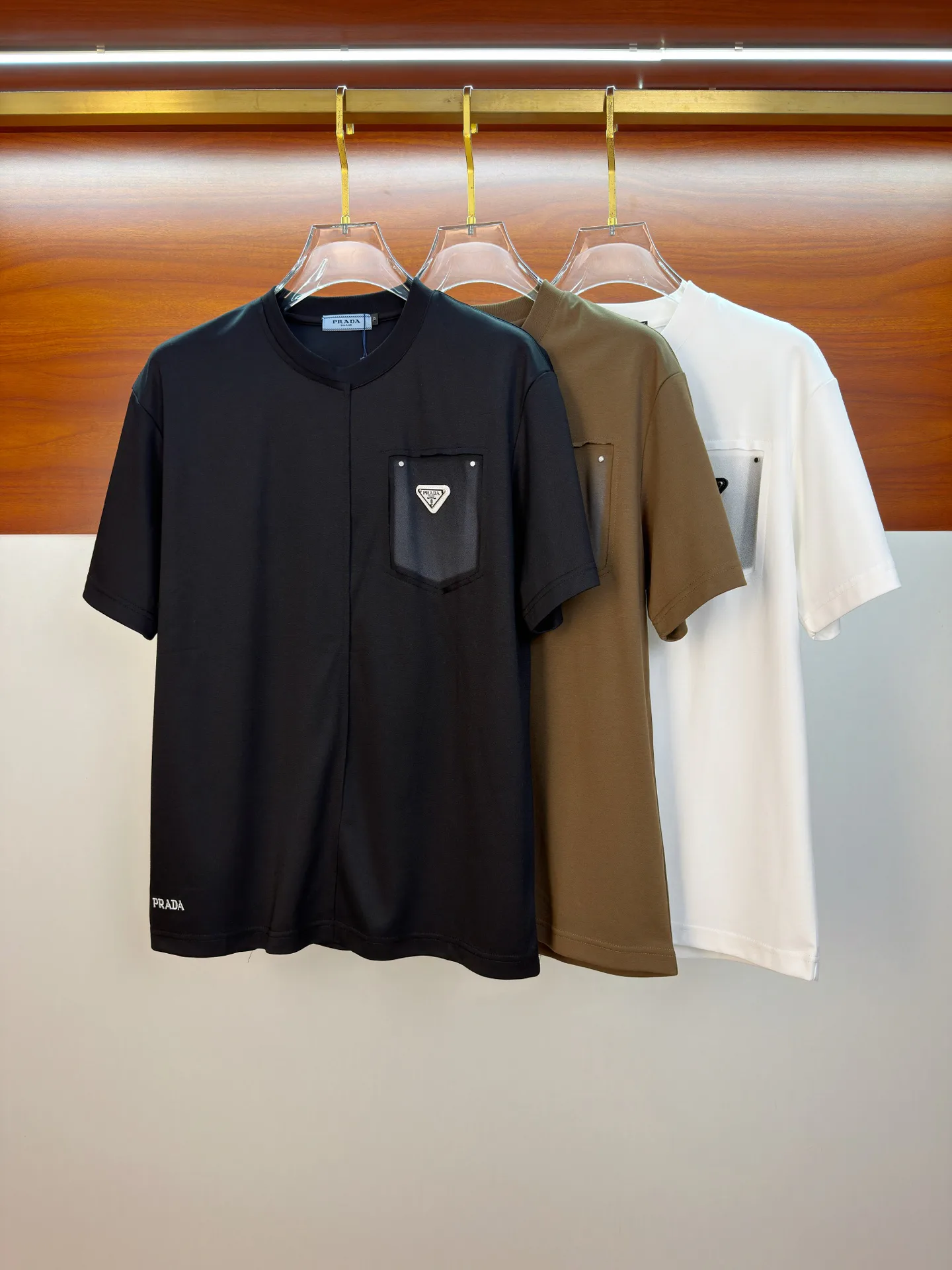 Men's T-Shirts PRADA 18296302