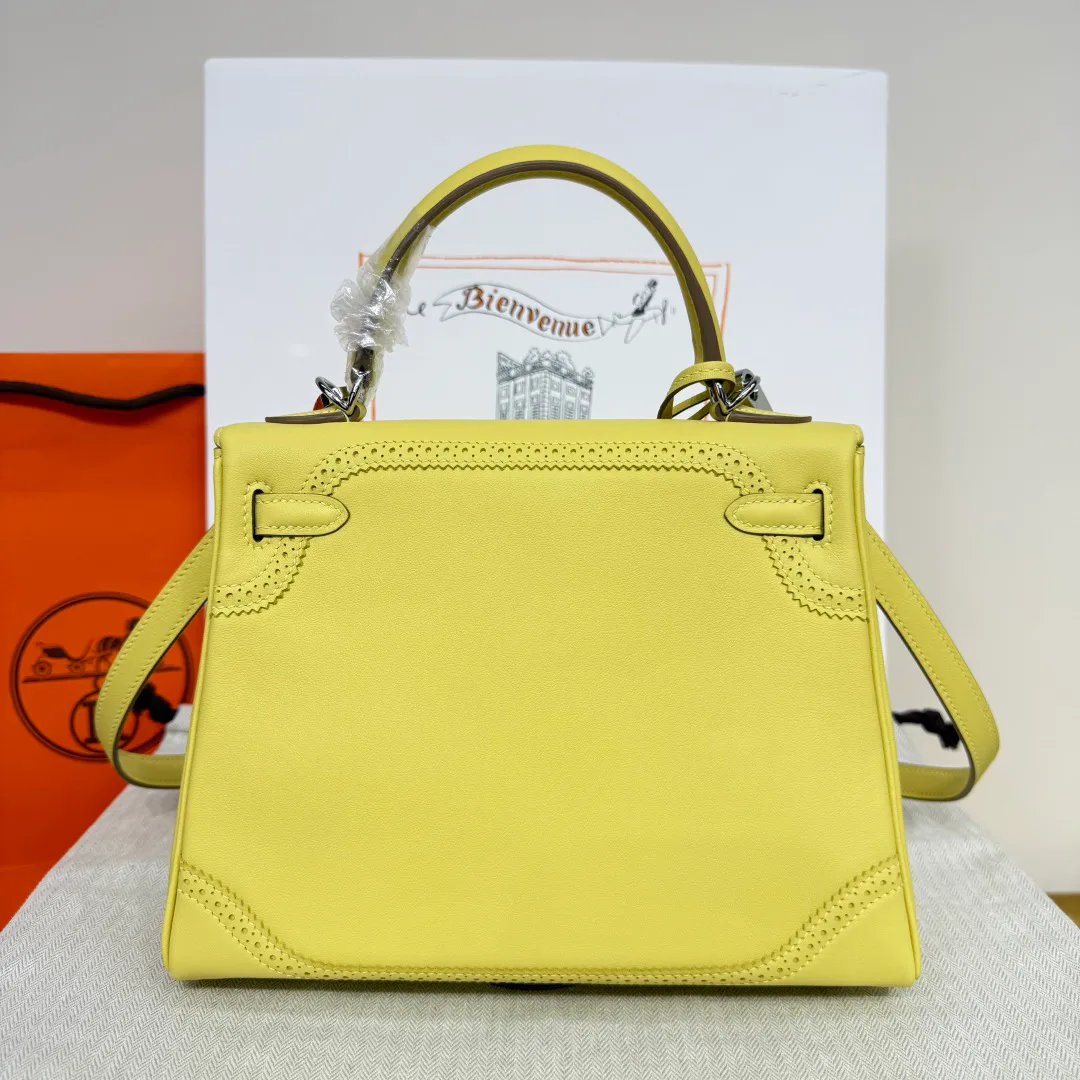 Women's Classic Handbags HERMES 18394552