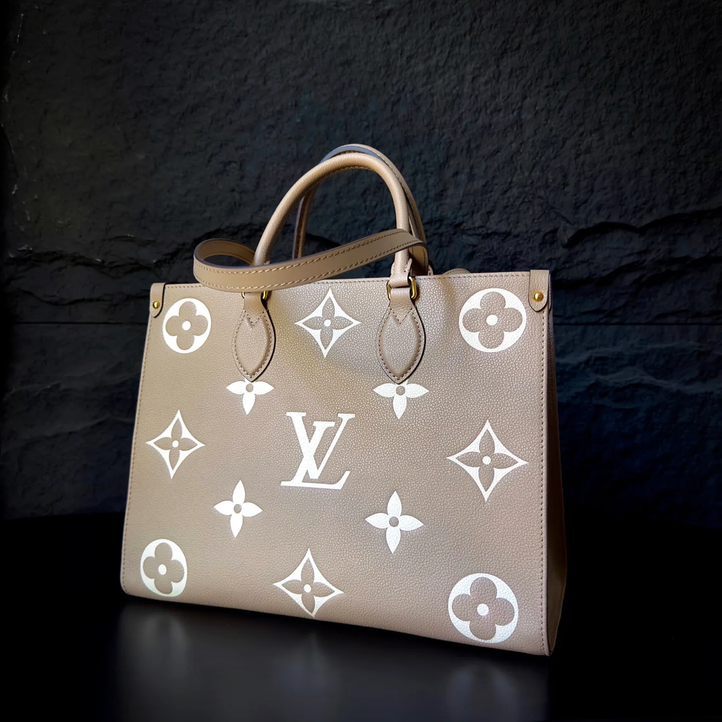 Women's Classic Handbags LOUIS VUITTON 18170502