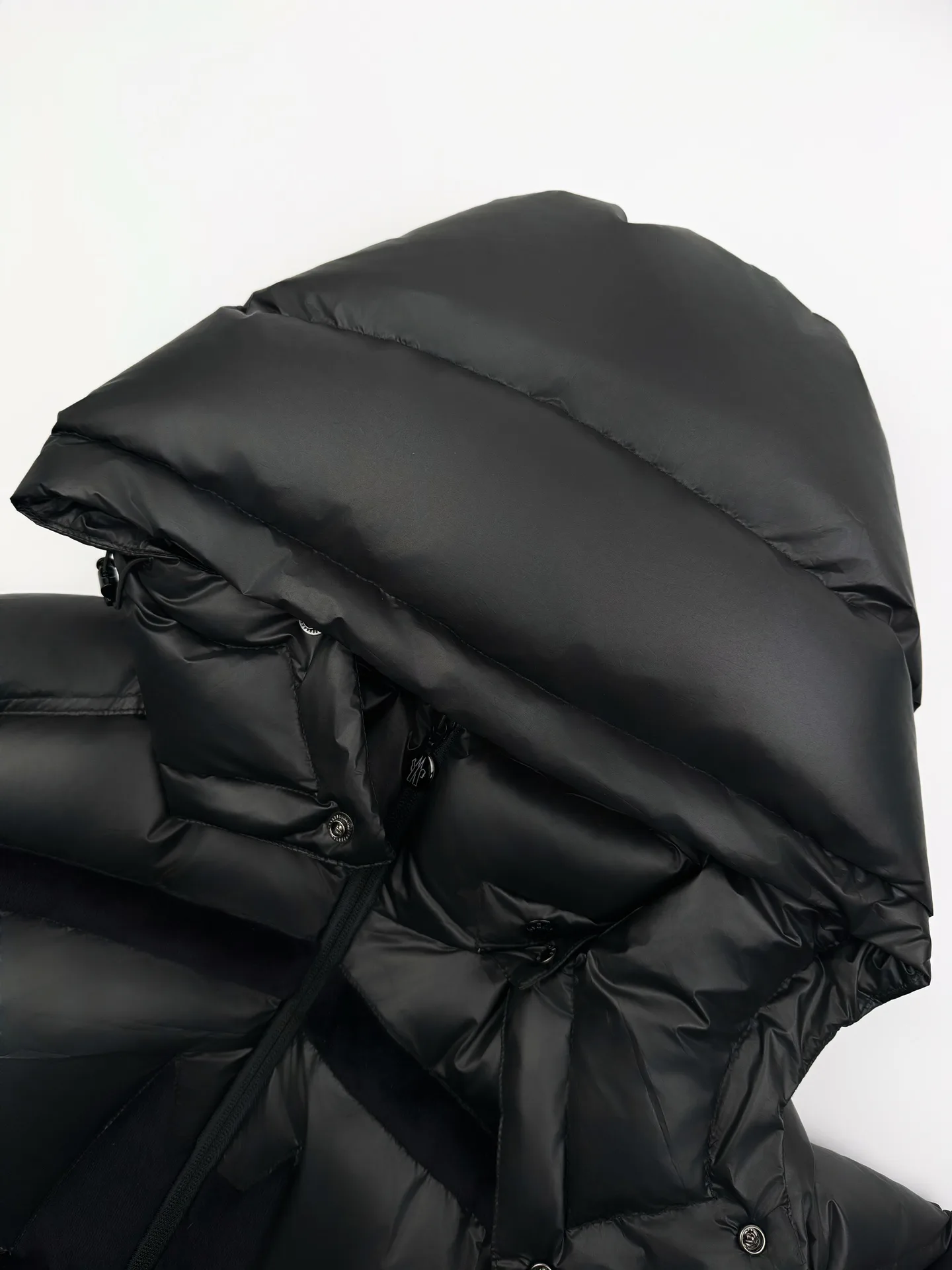 Men's Jackets And Down Jackets MONCLER 17876527