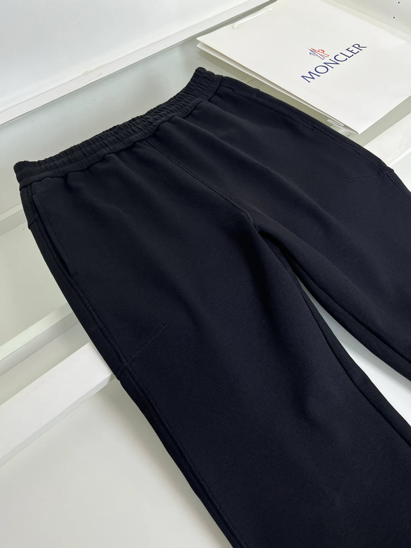 Men's Trousers MONCLER 17951678