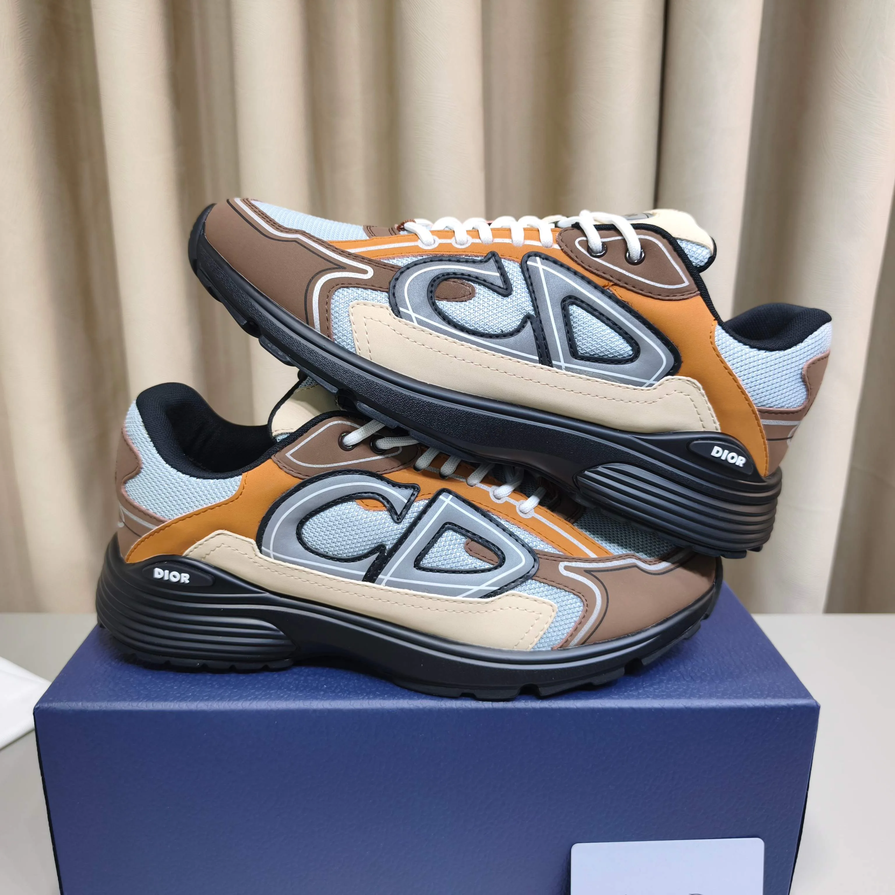 Men's Sneakers CHRISTIAN DIOR 17989011