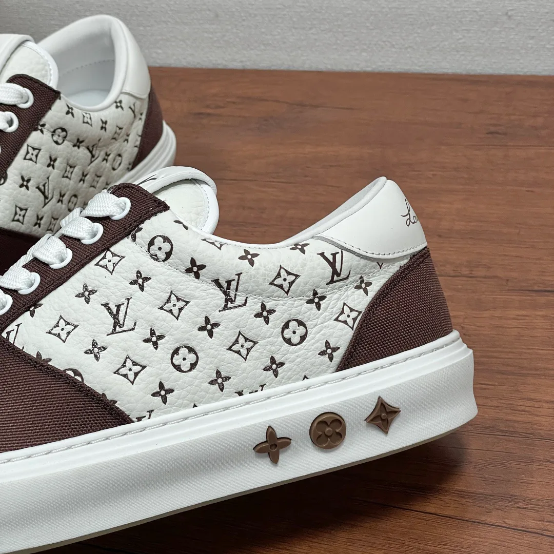 Men's Sneakers LOUIS VUITTON 18296787