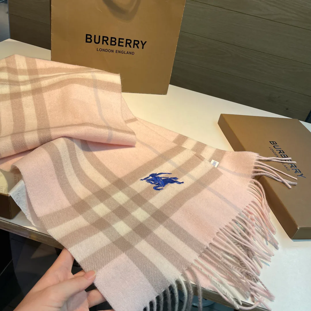Scarves BURBERRY 18449890