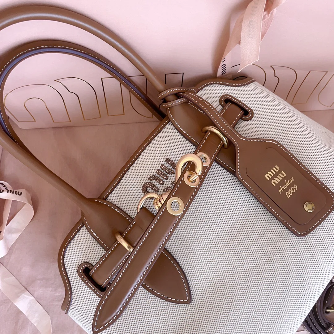 Классические Сумки Женские Miu Miu 18602523