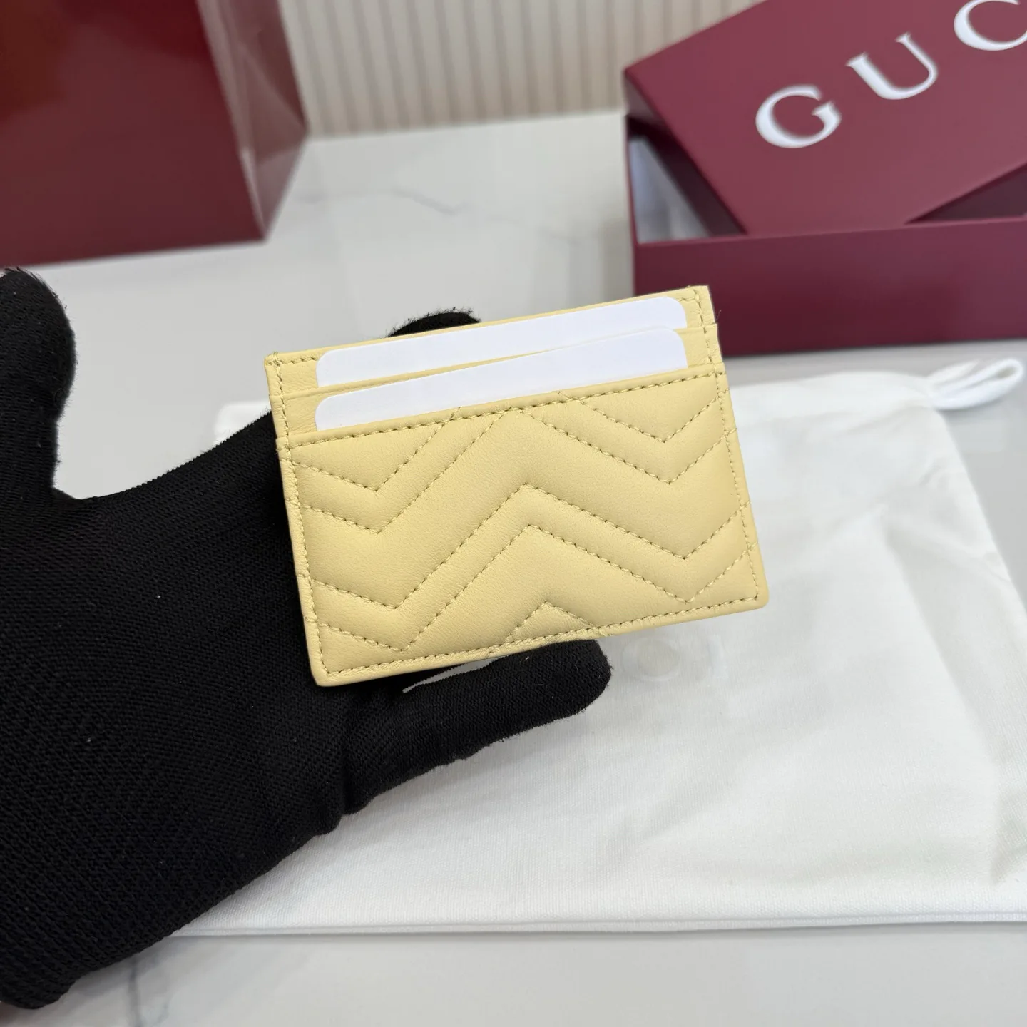 Women's Clutches GUCCI 17948239