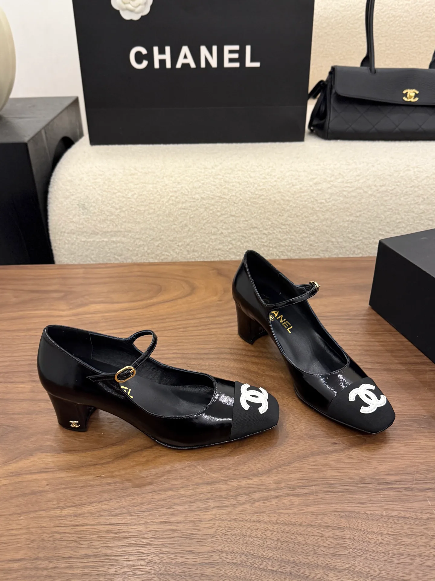 Women's Heels CHANEL 19583380
