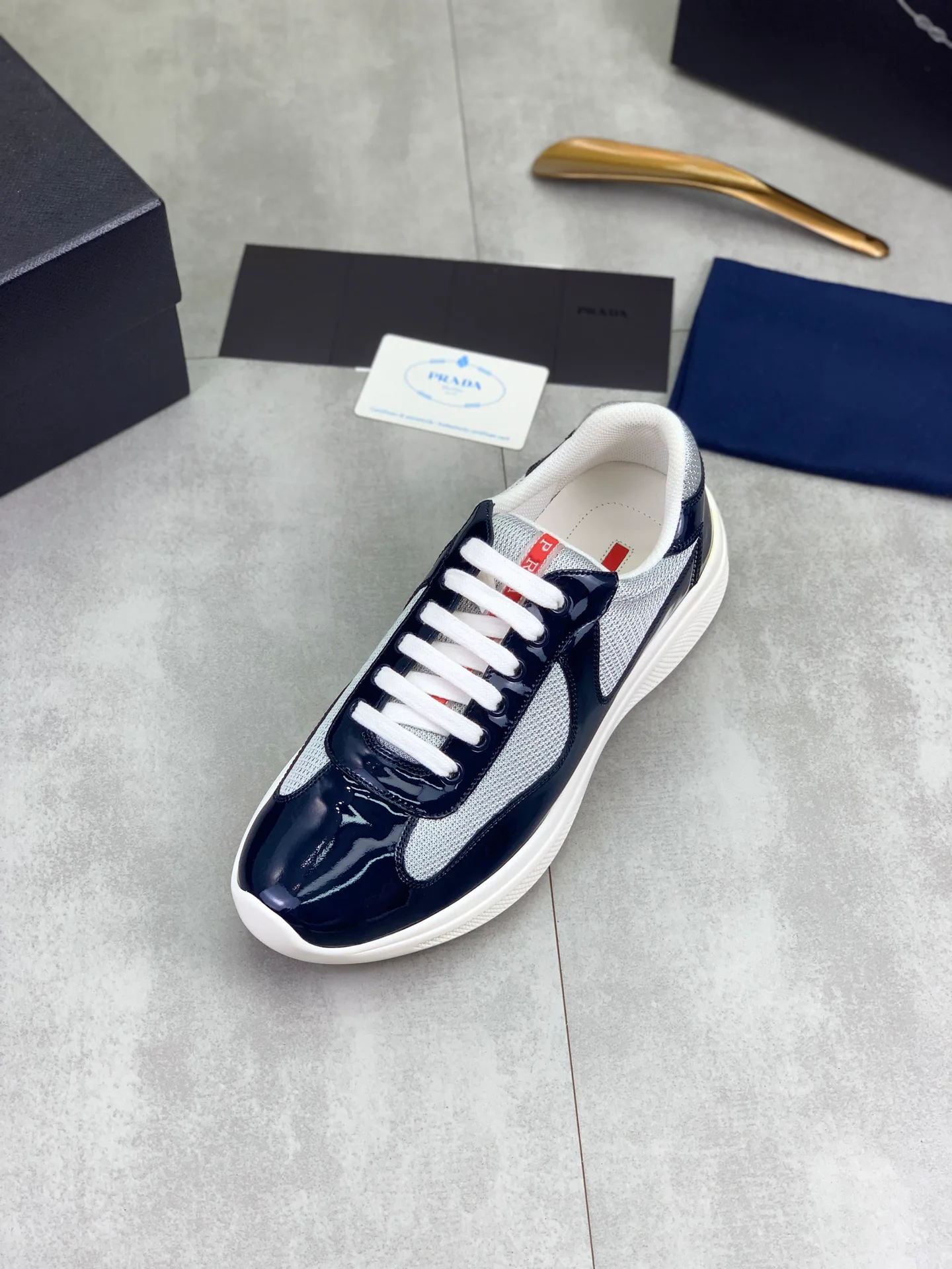 Women's Sneakers PRADA 18365157