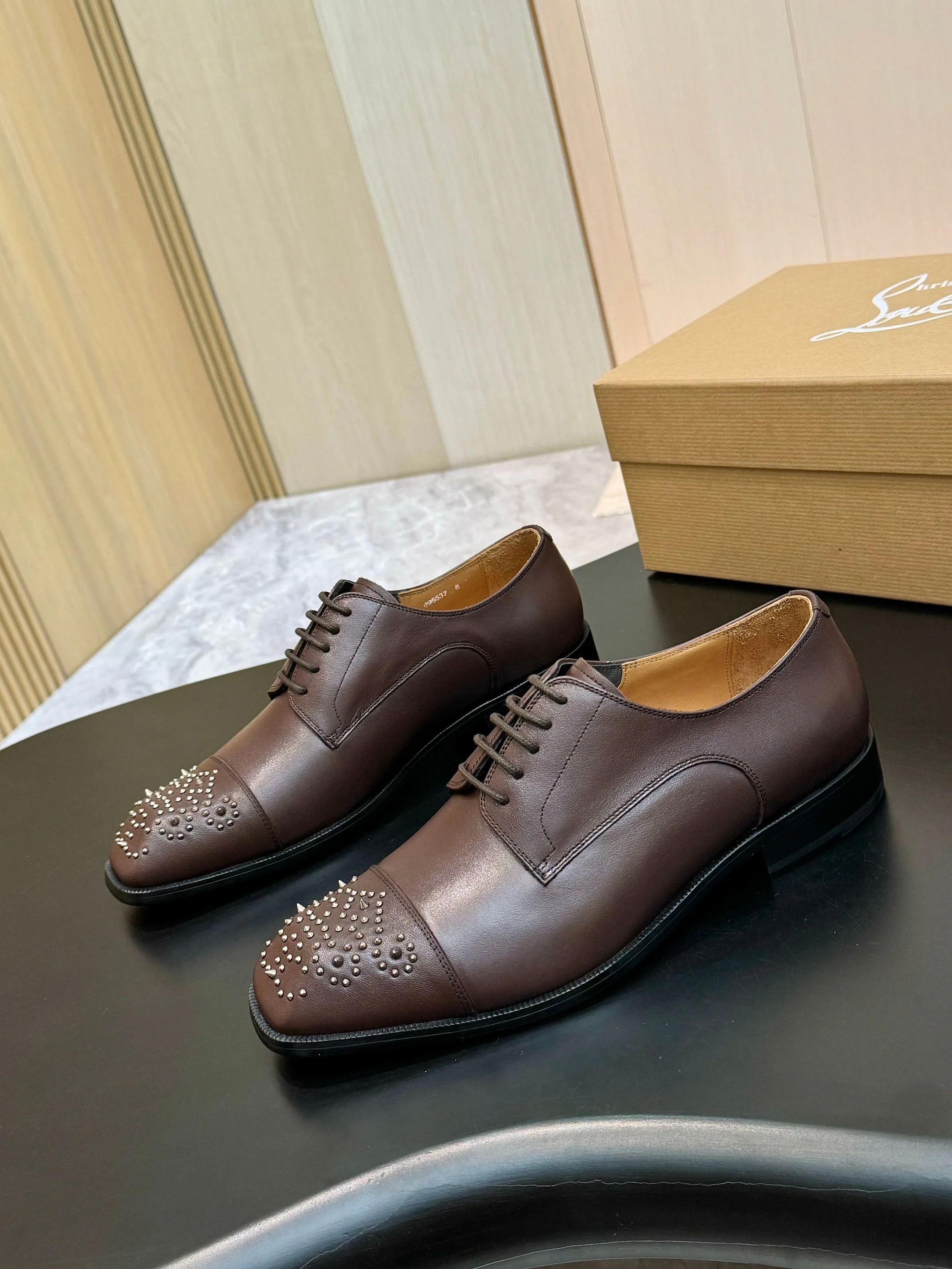 Men's Loafers And Dress Shoes CHRISTIAN LOUBOUTIN 18117245