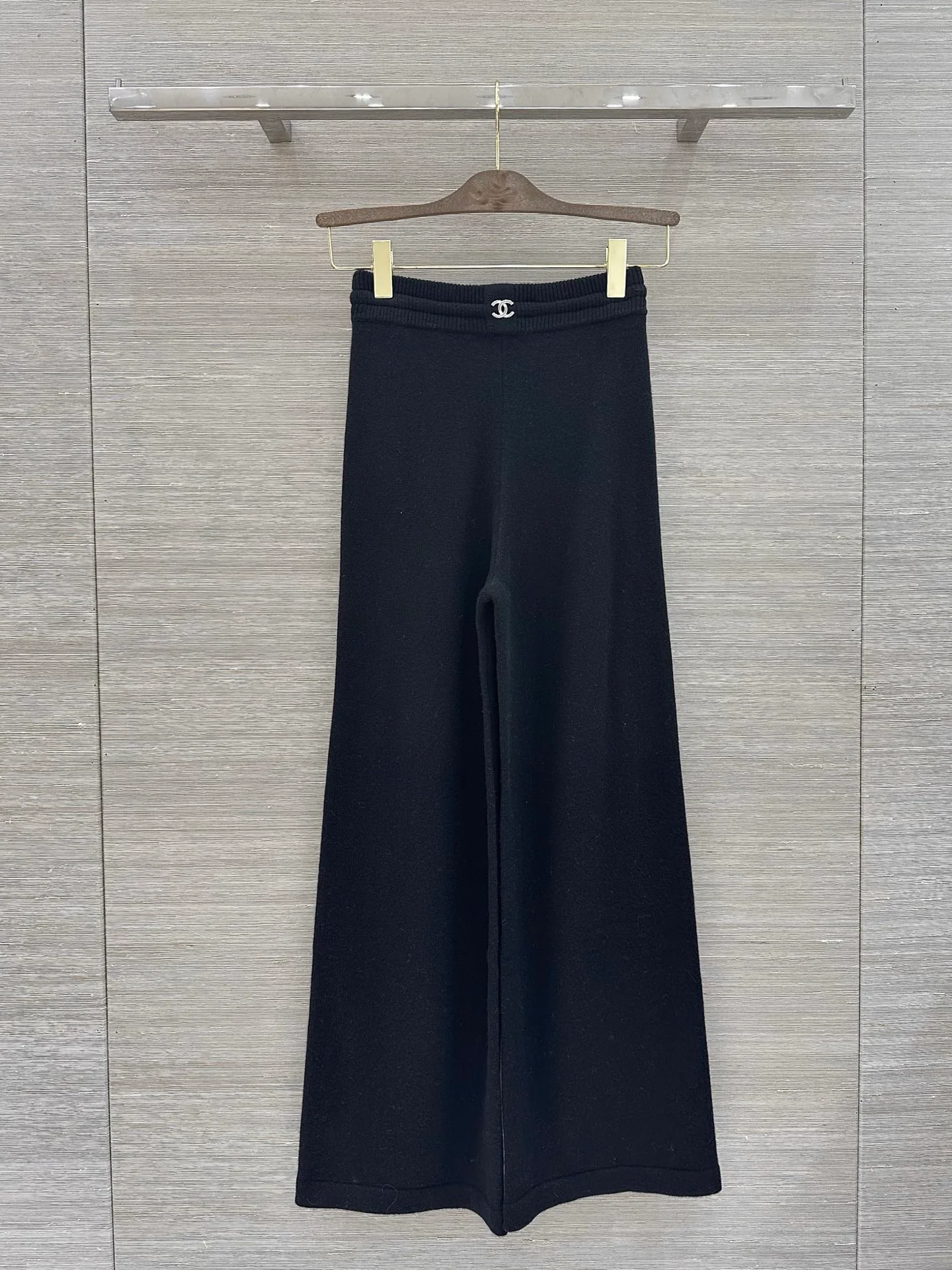 Women's Trousers CHANEL 18175838