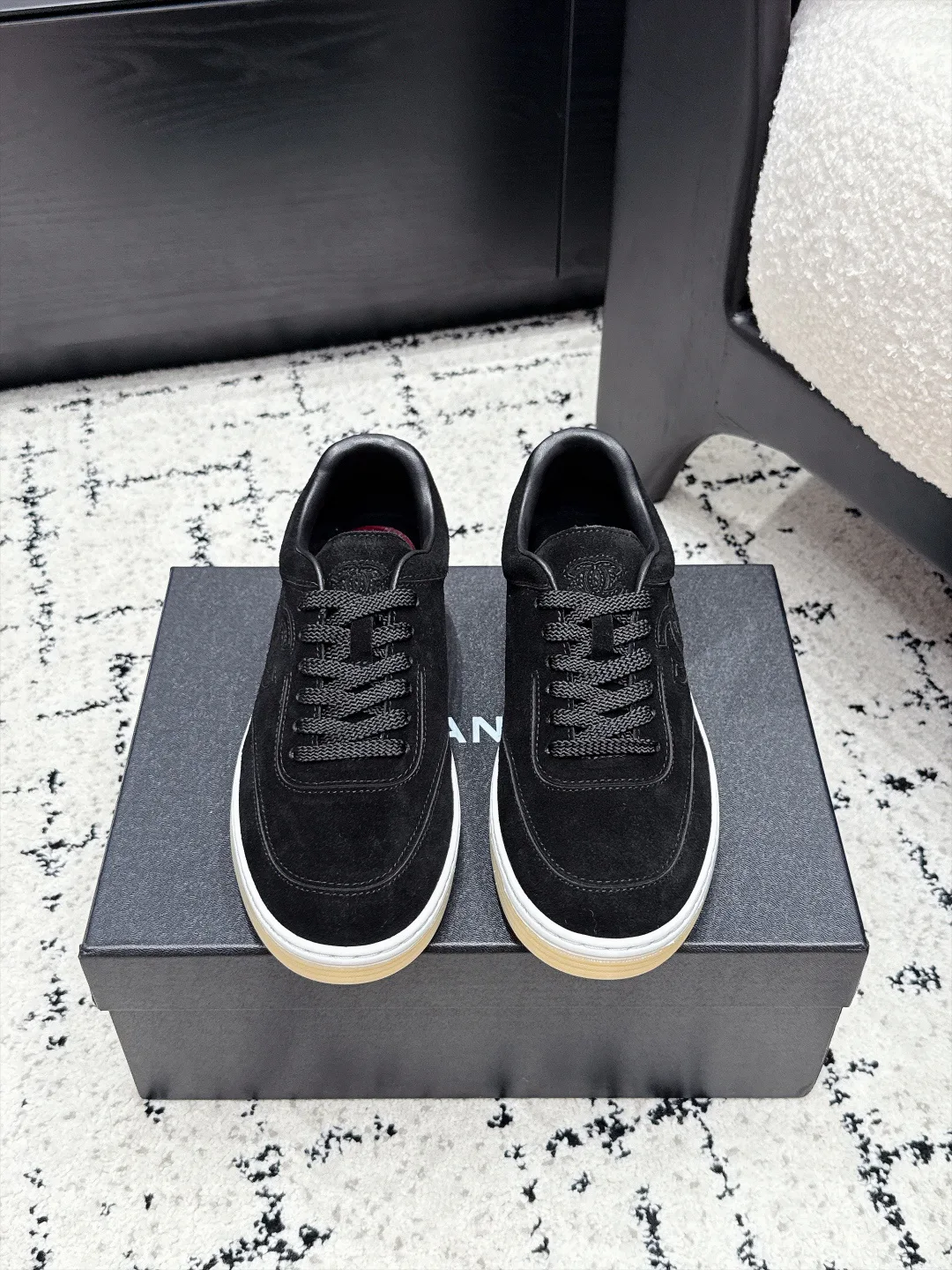 Women's Sneakers CHANEL 18125110