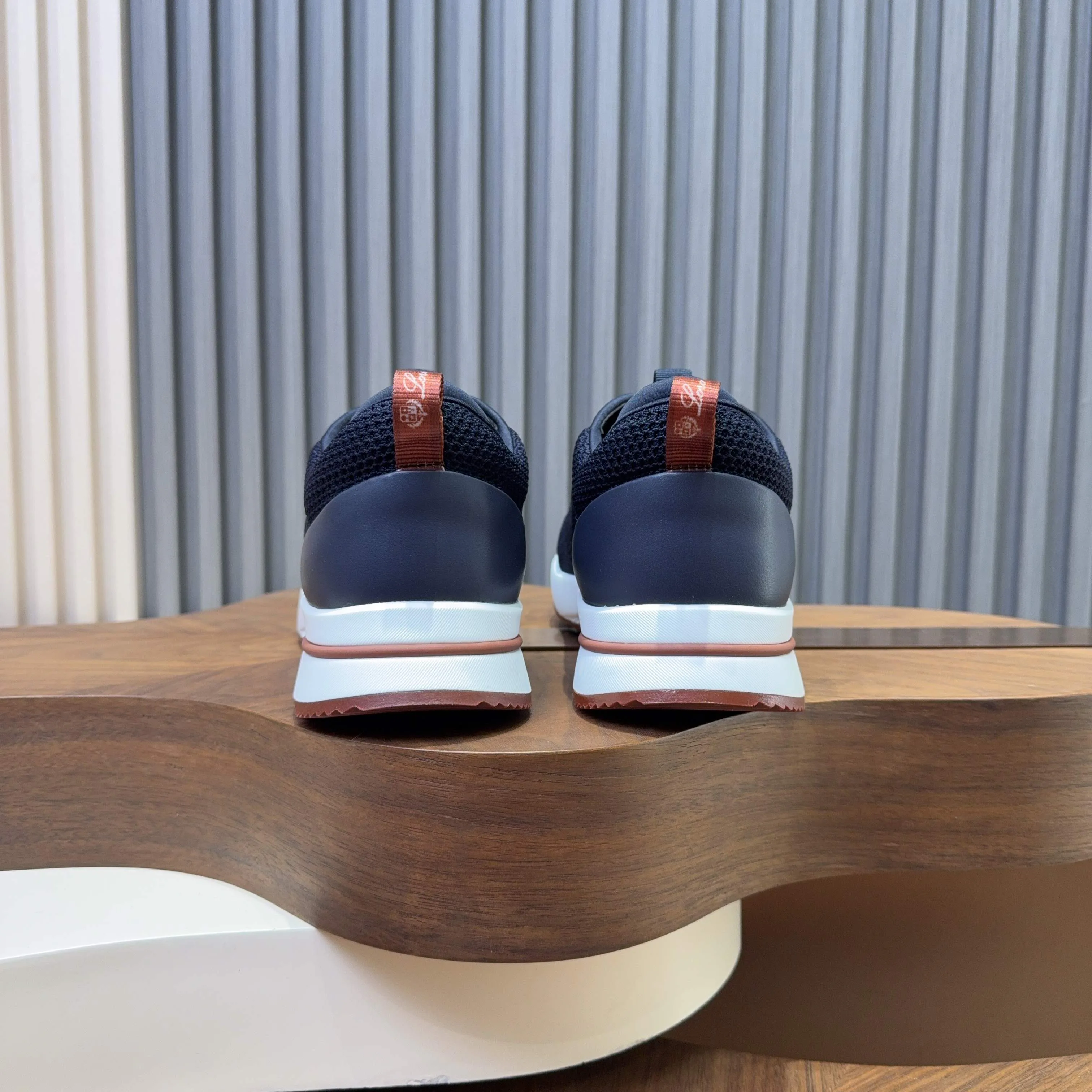 Men's Sneakers LORO PIANA 18250716