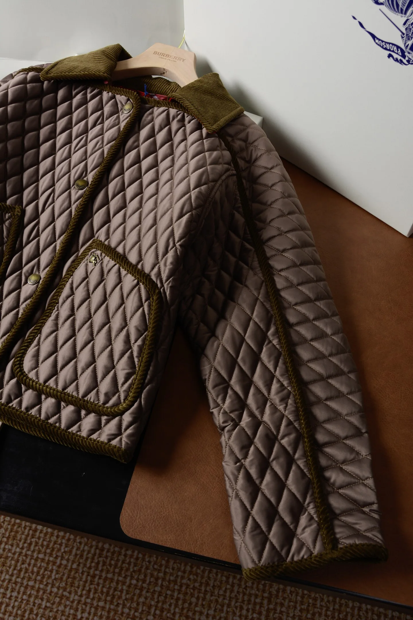 Women's Jackets And Down Jackets BURBERRY 17908968