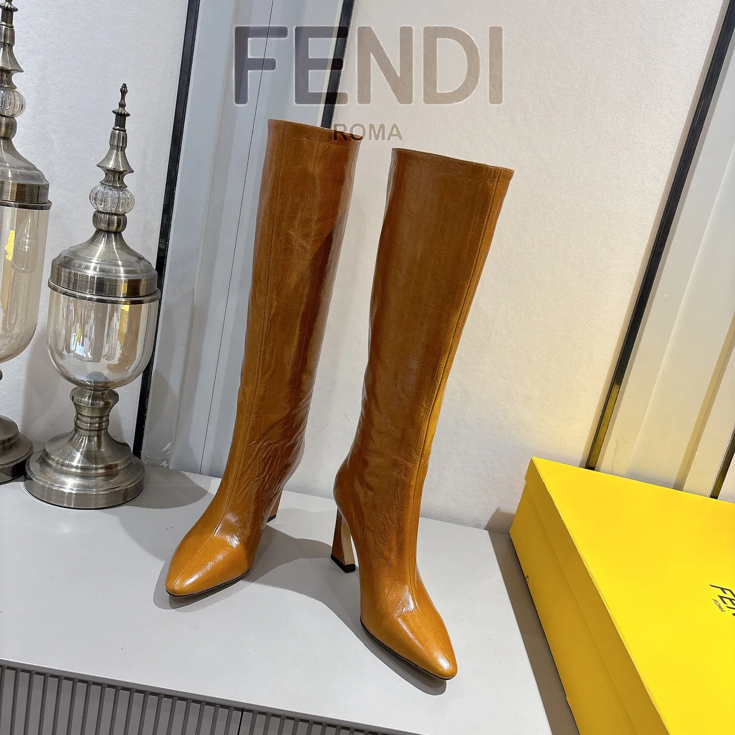 Women's Boots FENDI 18247877