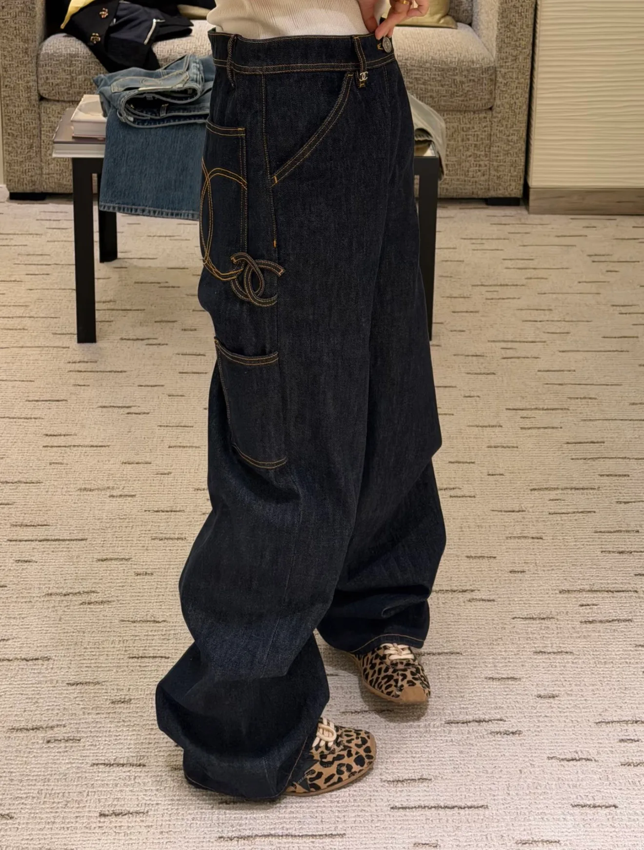 Women's Jeans CHANEL 18403534