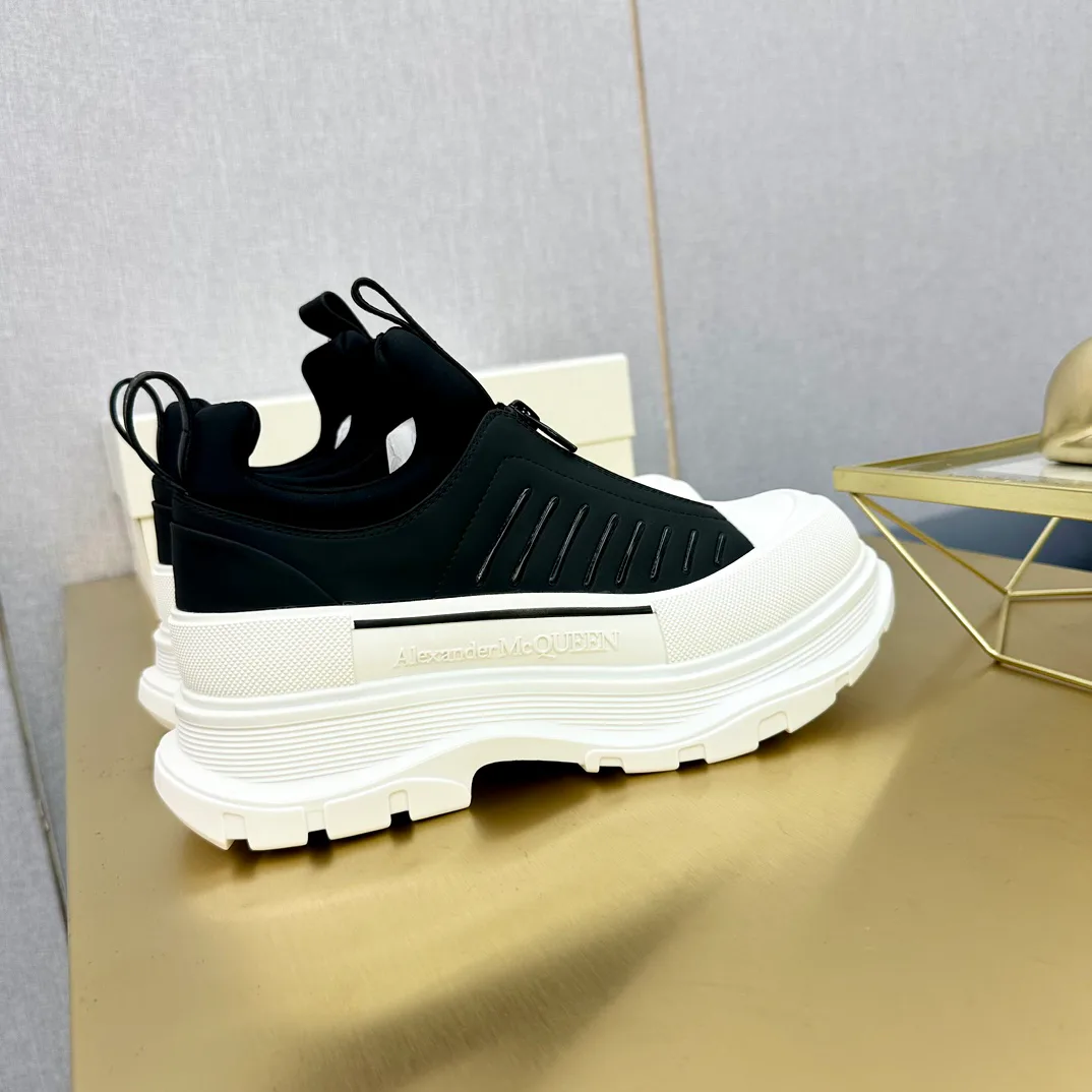 Women's Sneakers ALEXANDER MCQUEEN 18397476