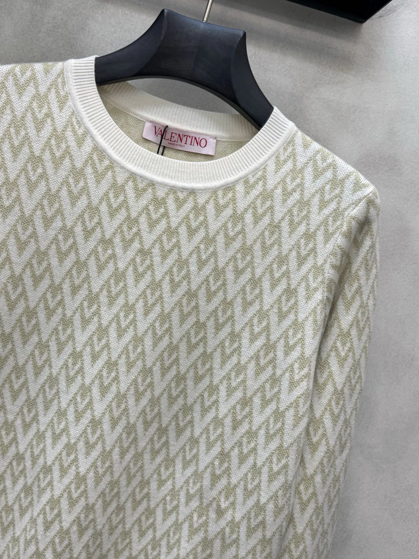Women's Jumpers And Sweaters VALENTINO 18263227