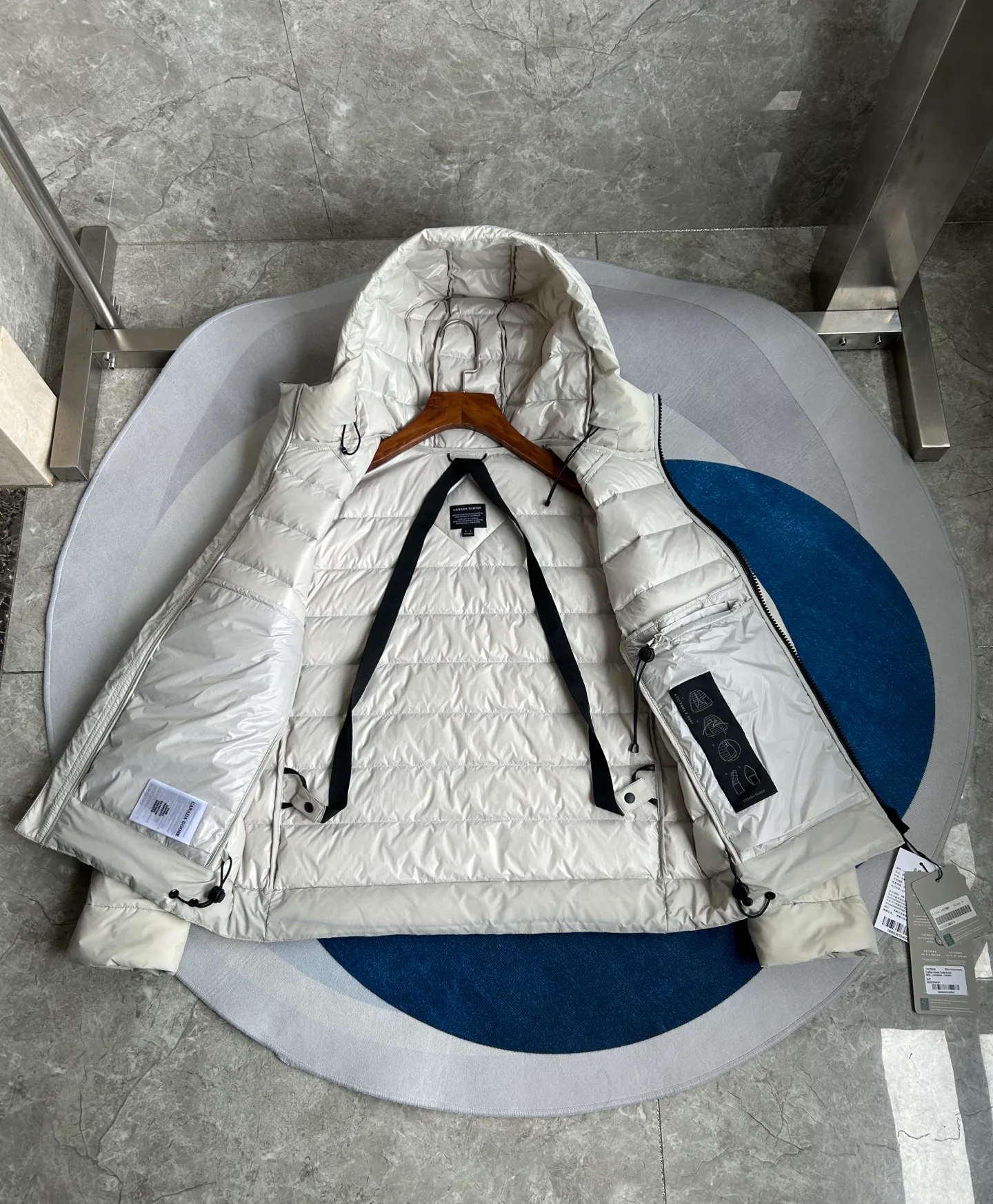 Men's Jackets And Down Jackets CANADA GOOSE 18007356
