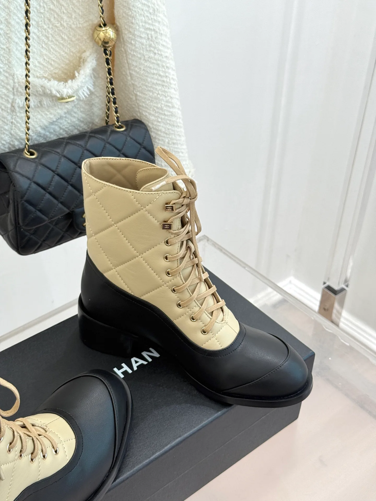Women's Ankle Boots CHANEL 17831306