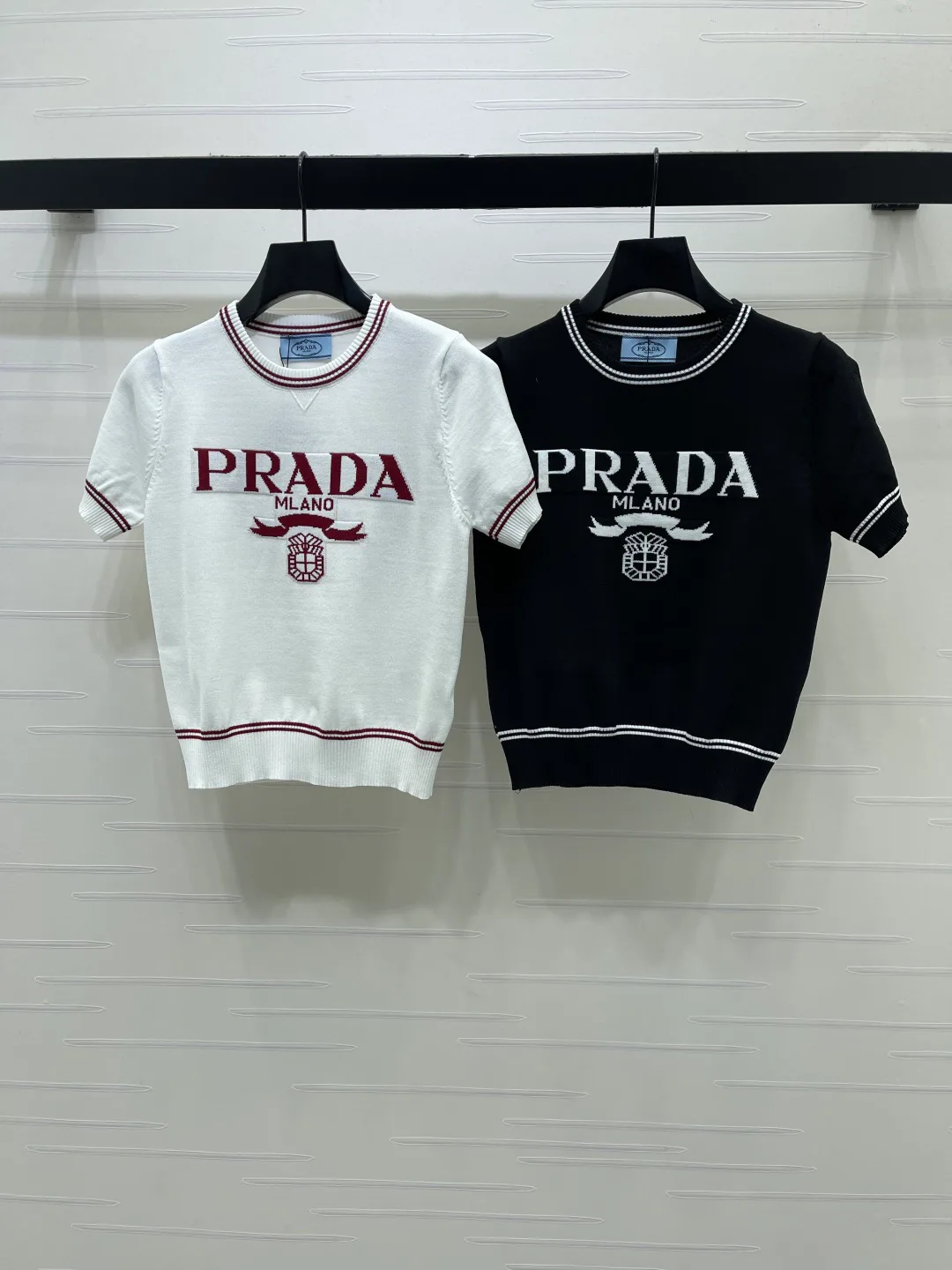Women's T-Shirts PRADA 17612757