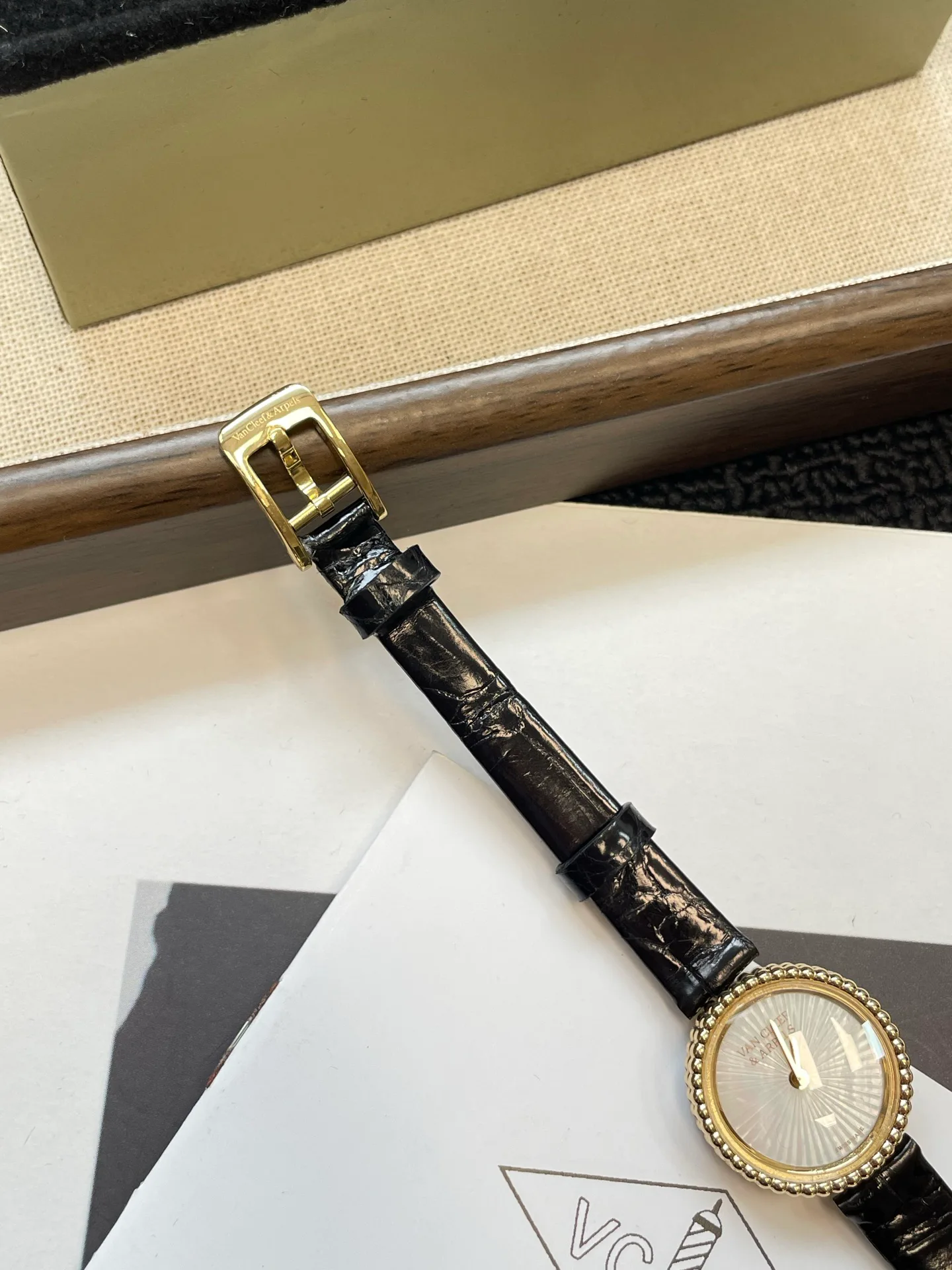 Women's Watches VAN CLEEF & ARPELS 17336732