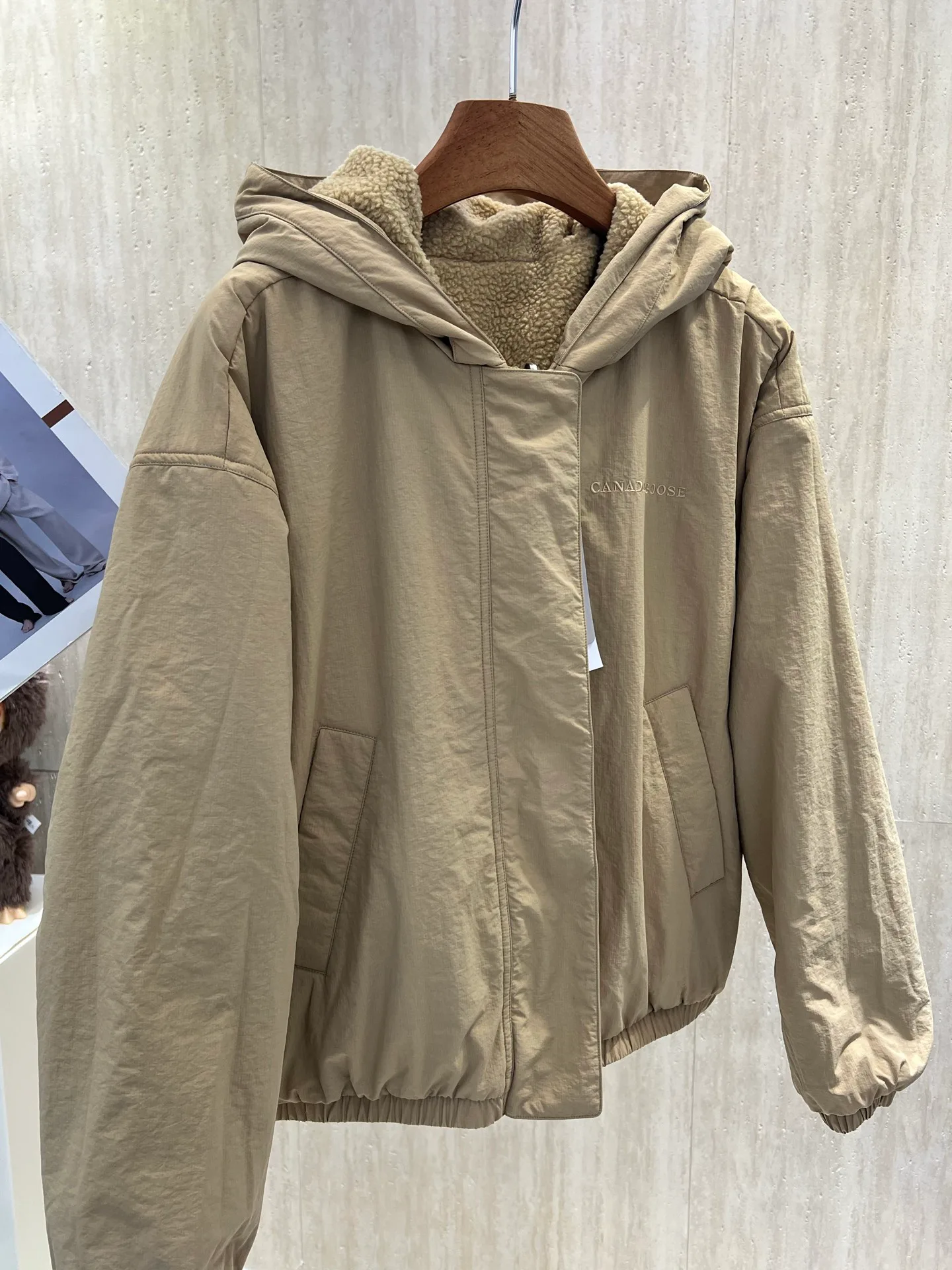 Men's Jackets And Down Jackets CANADA GOOSE 18330520