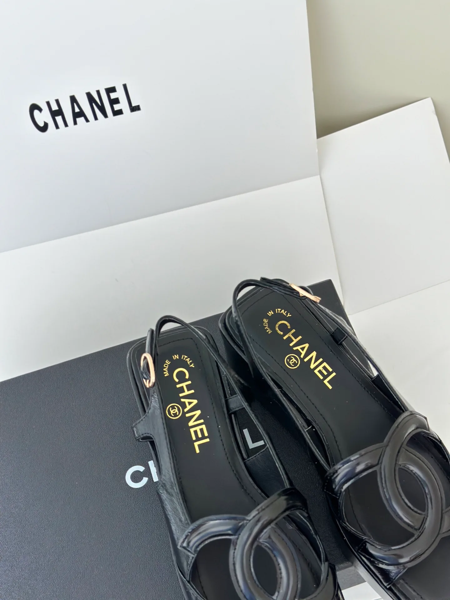 Women's Open-Toe Sandals CHANEL 18143041