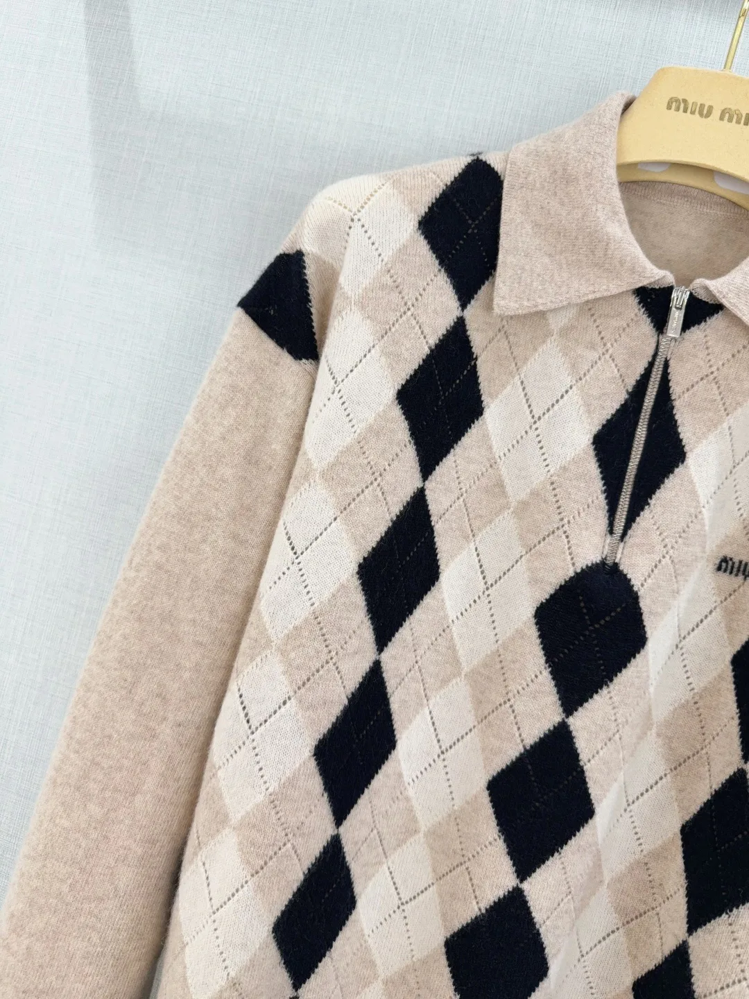 Women's Jumpers And Sweaters MIU MIU 17794819