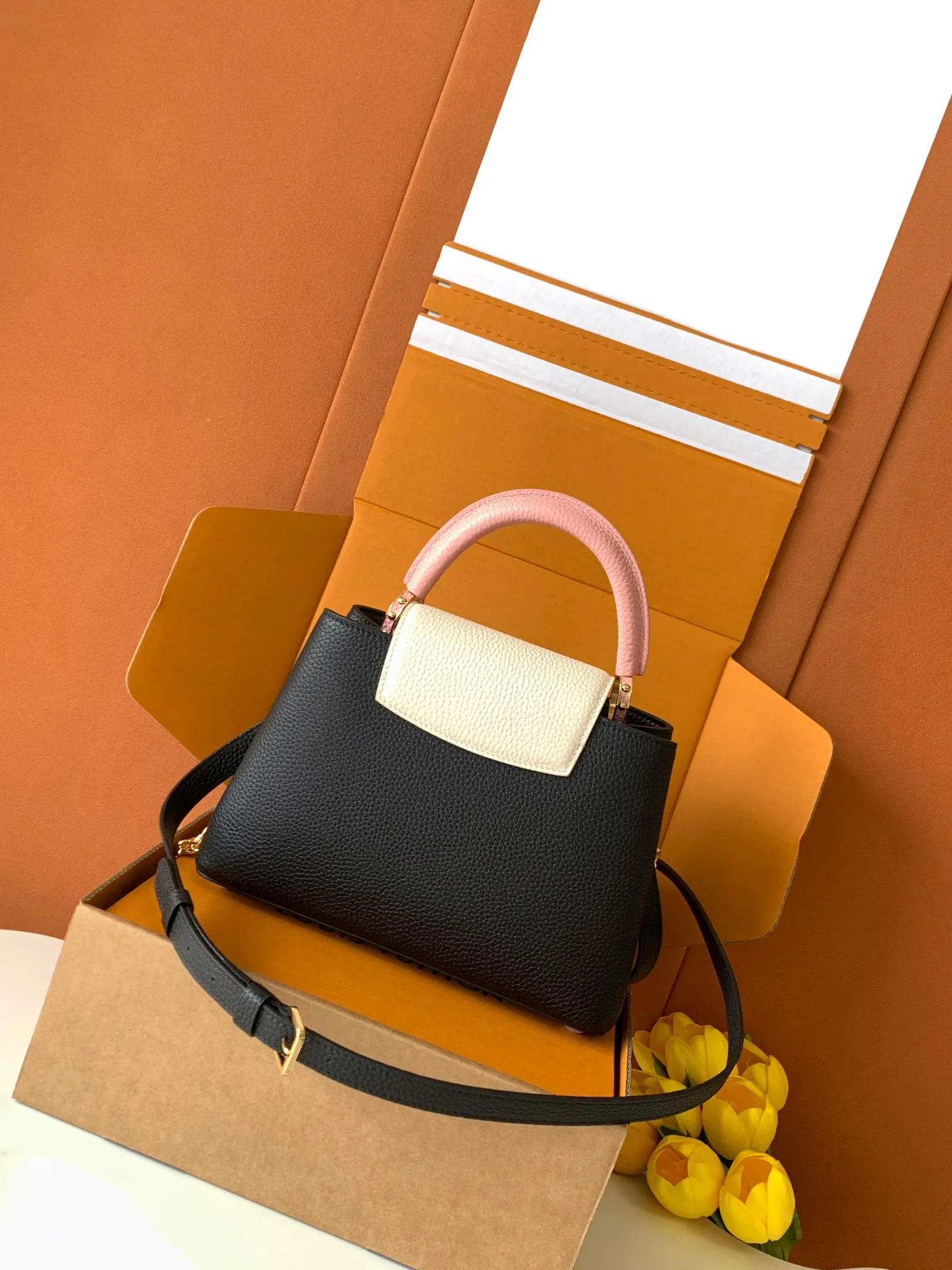Women's Classic Handbags LOUIS VUITTON 18520883