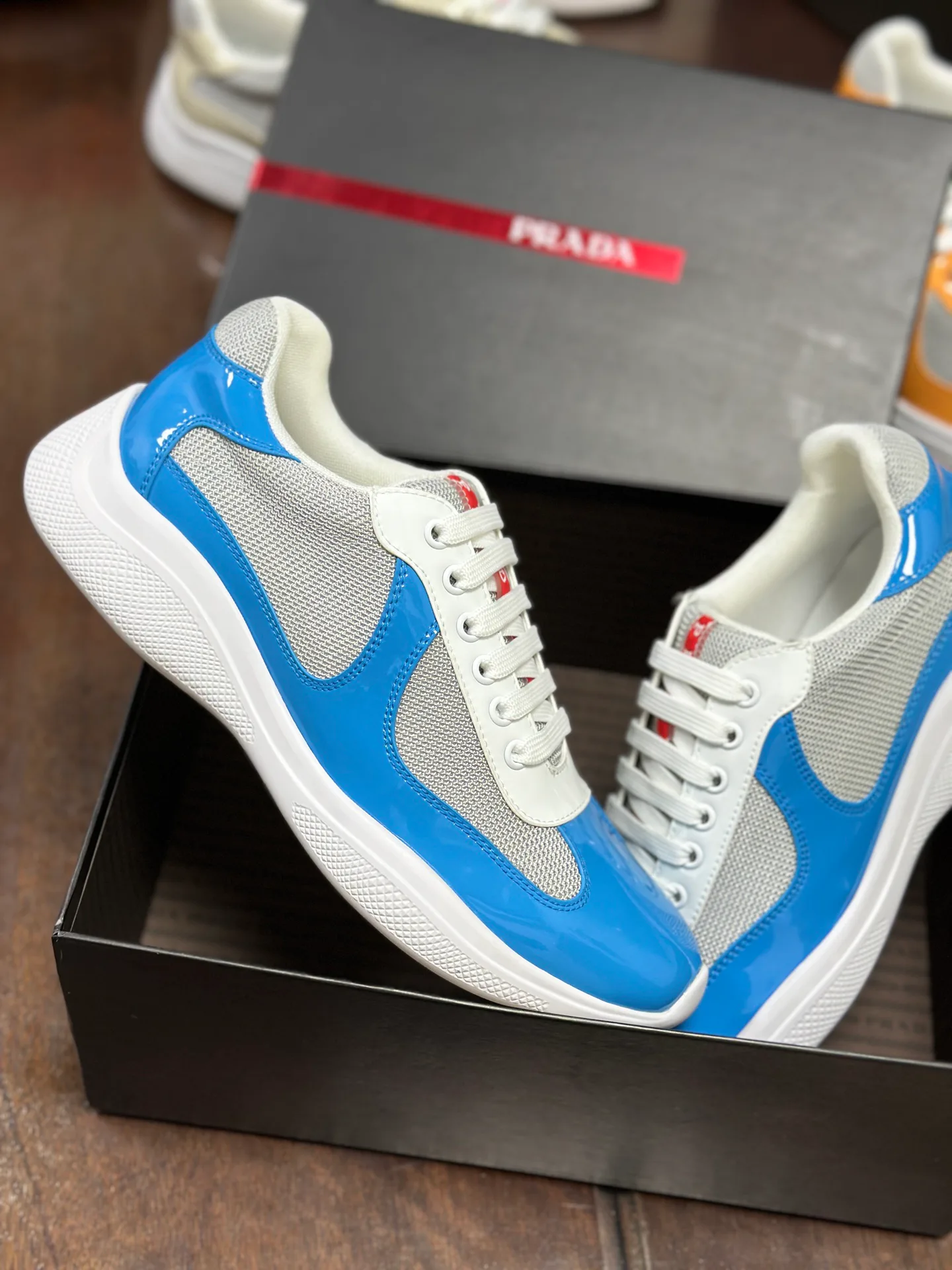 Men's Sneakers PRADA 18262252