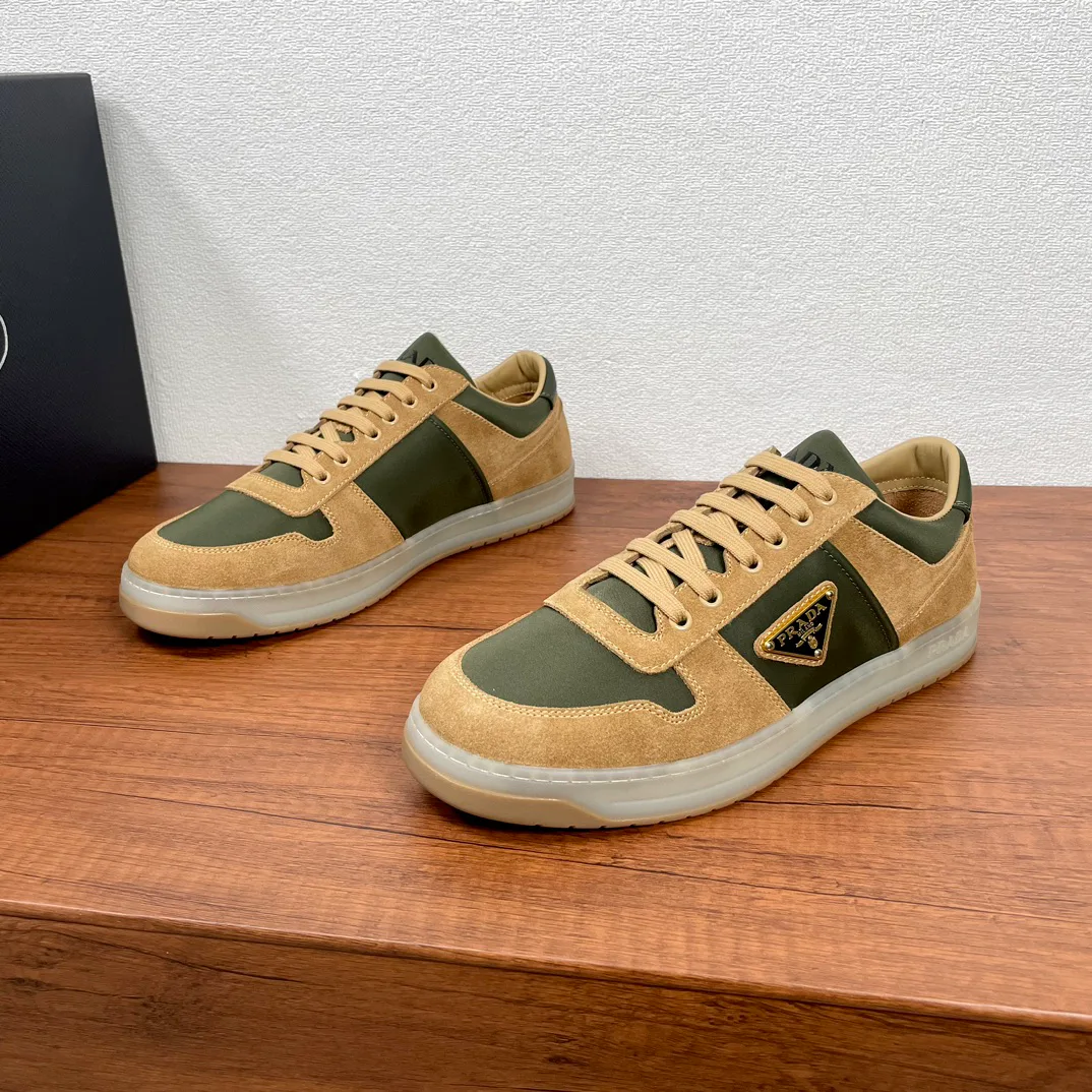 Men's Sneakers PRADA 18197803