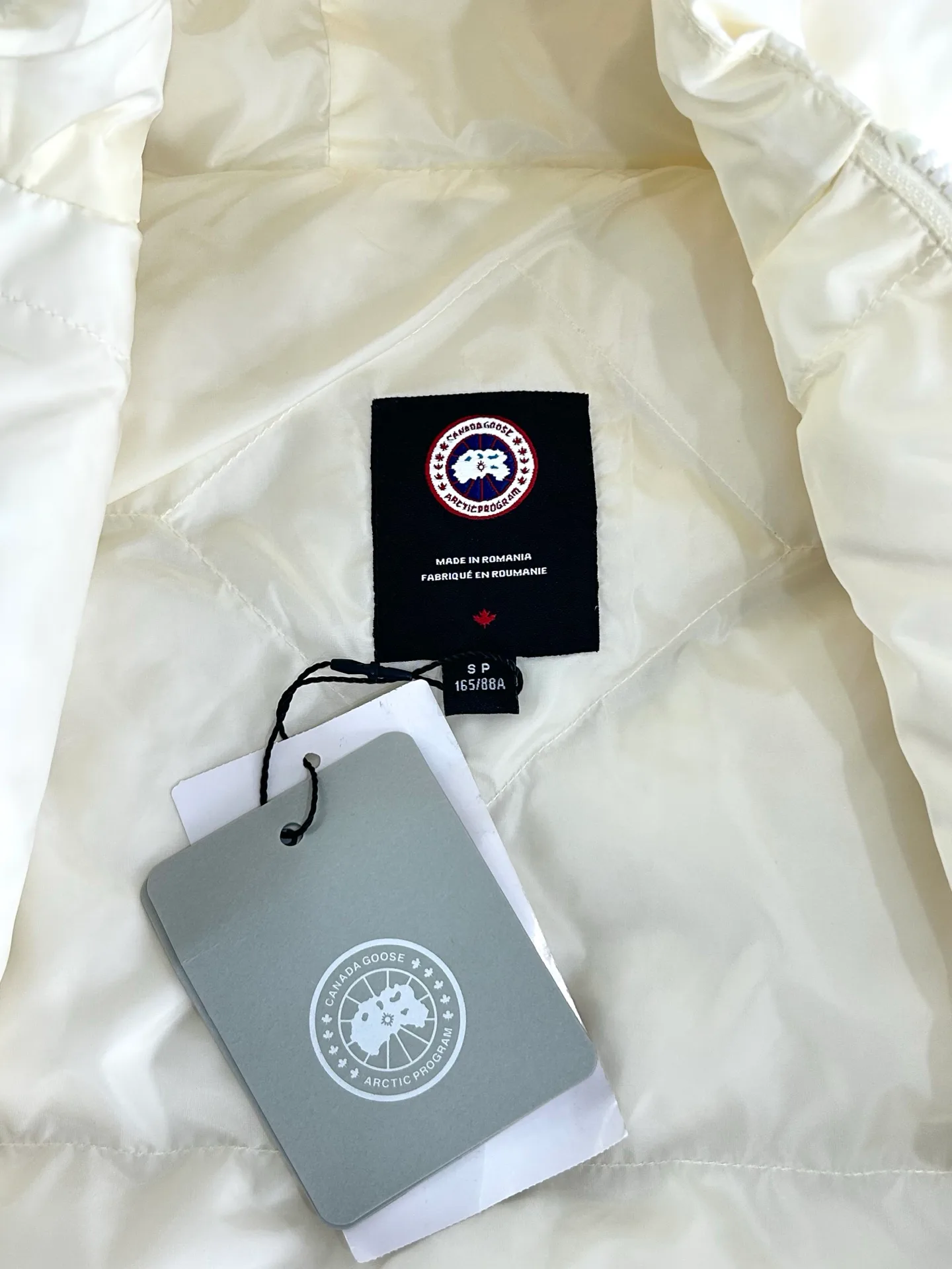 Men's Jackets And Down Jackets CANADA GOOSE 18330265