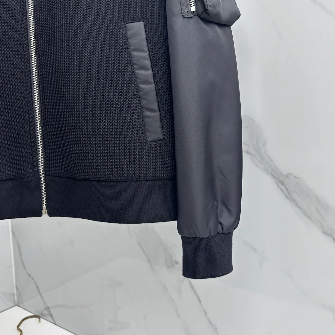 Куртки И Пуховики Мужские Prada 18596981