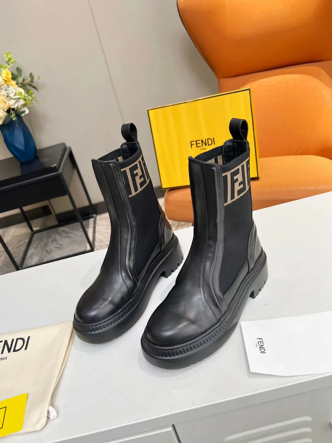 Women's Ankle Boots FENDI 18264014