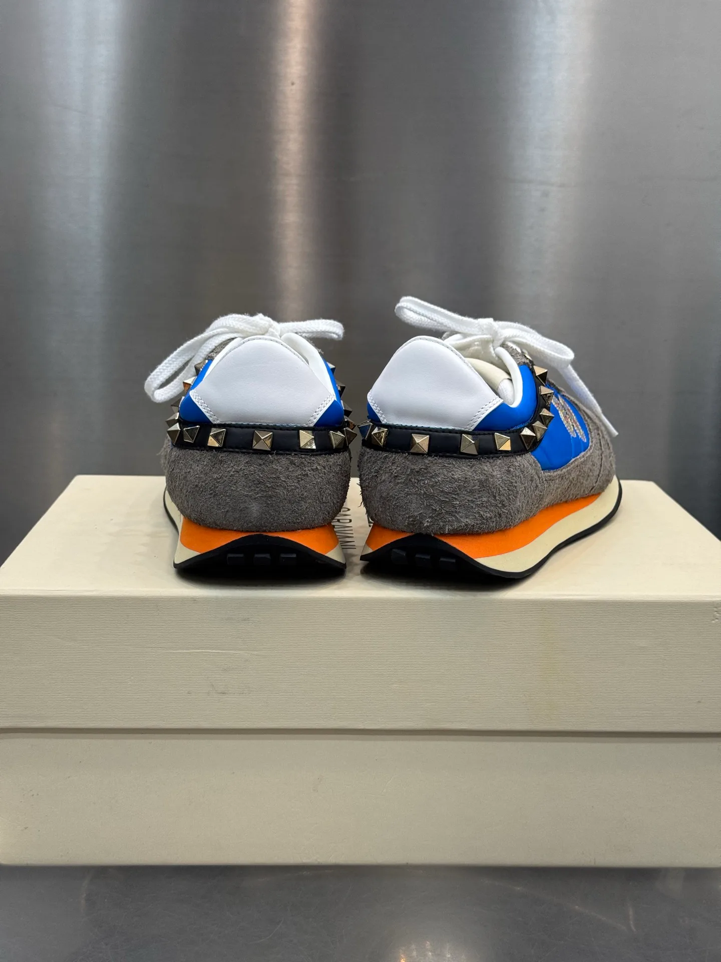 Women's Sneakers VALENTINO 18202509