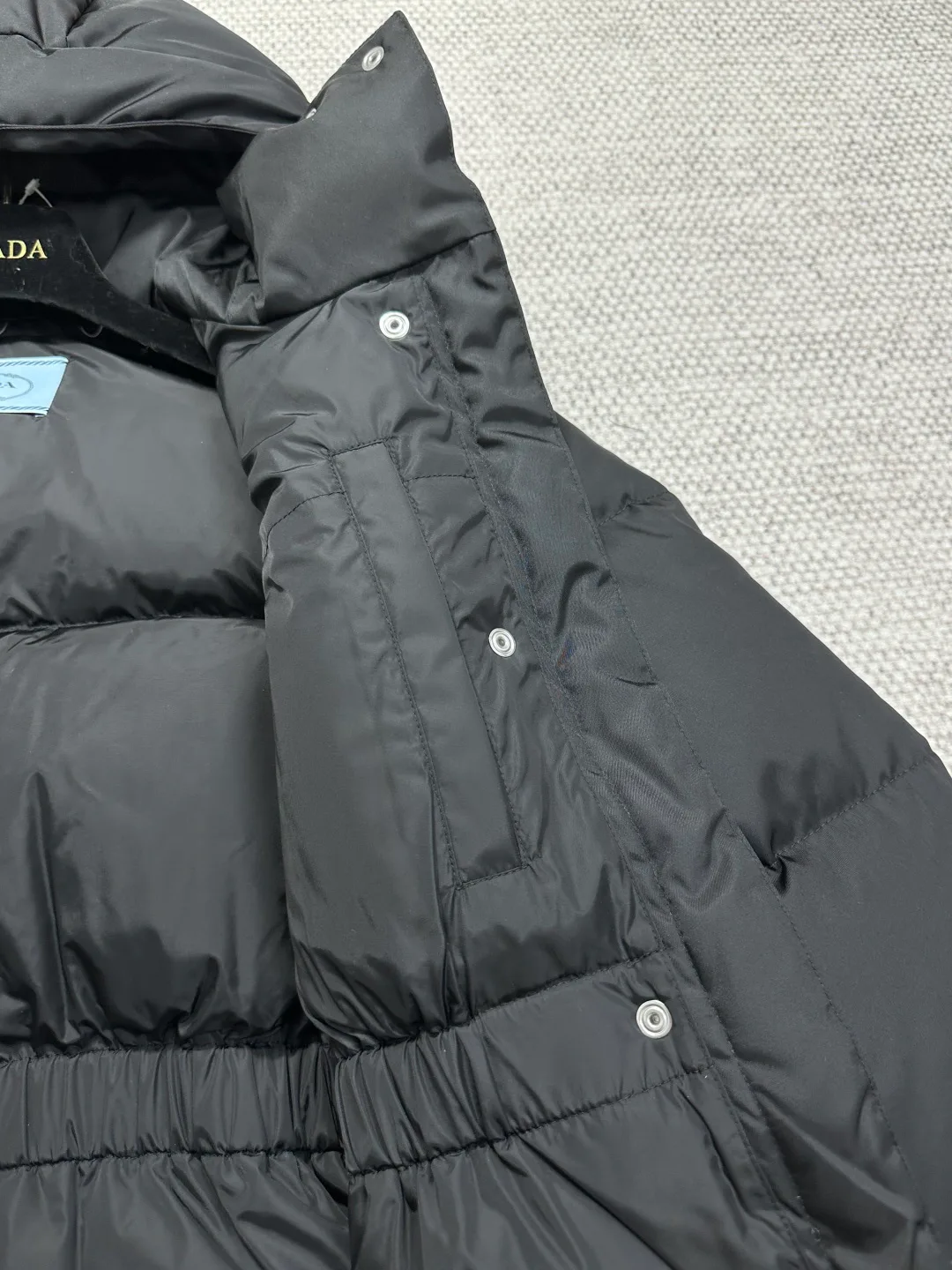 Women's Jackets And Down Jackets PRADA 18538731